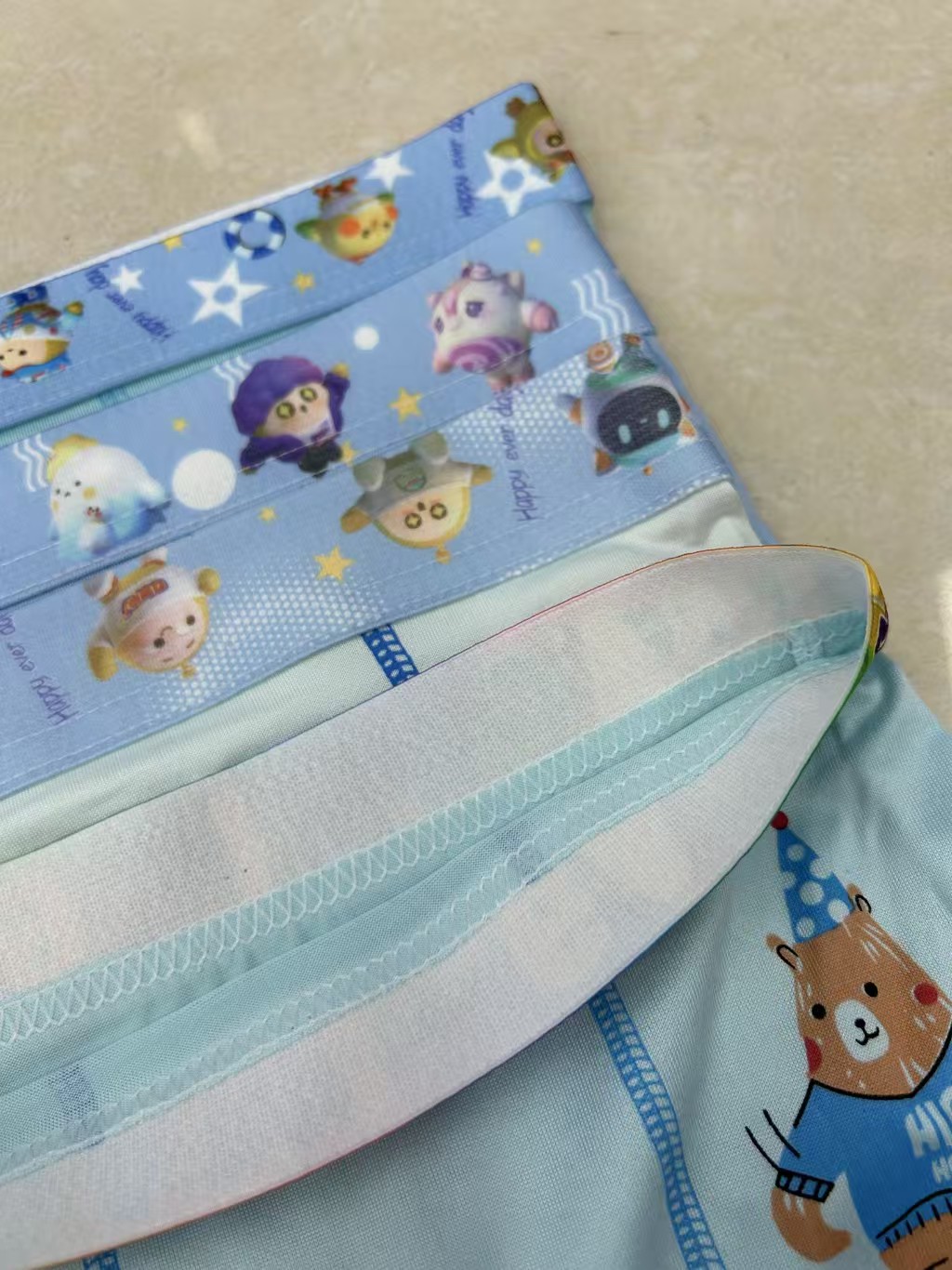 Mixed-color cartoon boys' briefs in stock for export to Europe, America and Africa Application Scenario