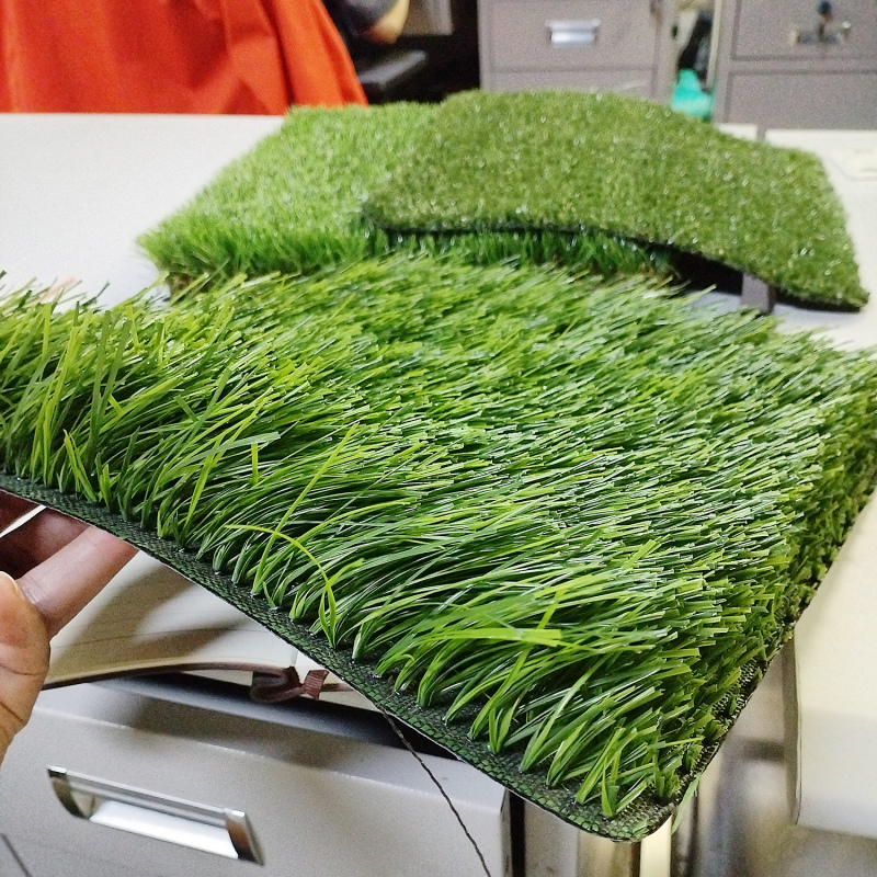 外贸出口6cm足球场人造草坪学校操场运动场仿真草皮户外人工假草坪草坪仿真草坪户外仿真草坪运动草皮