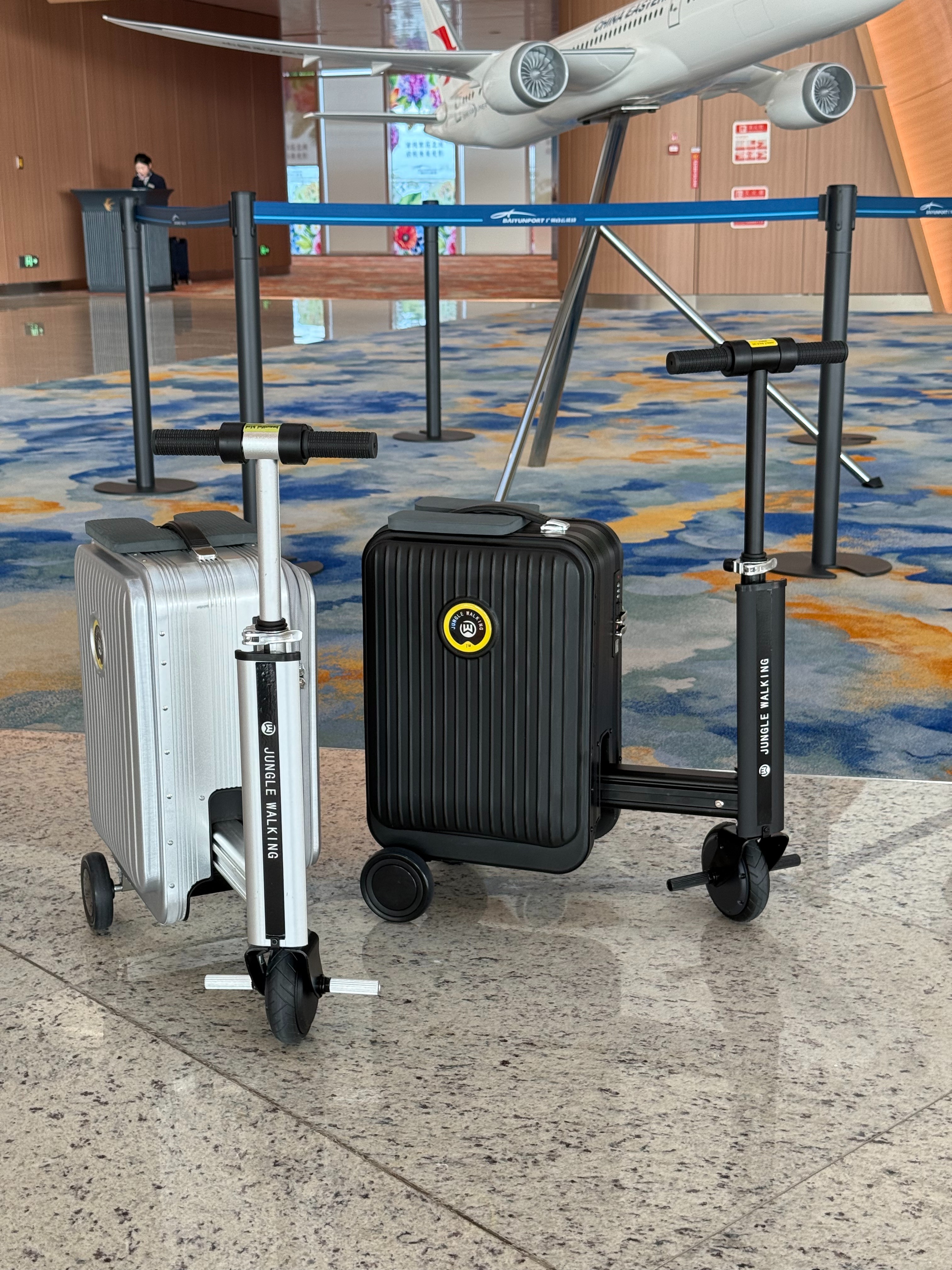 3C认证飞机可过安检20电动行李箱细节图