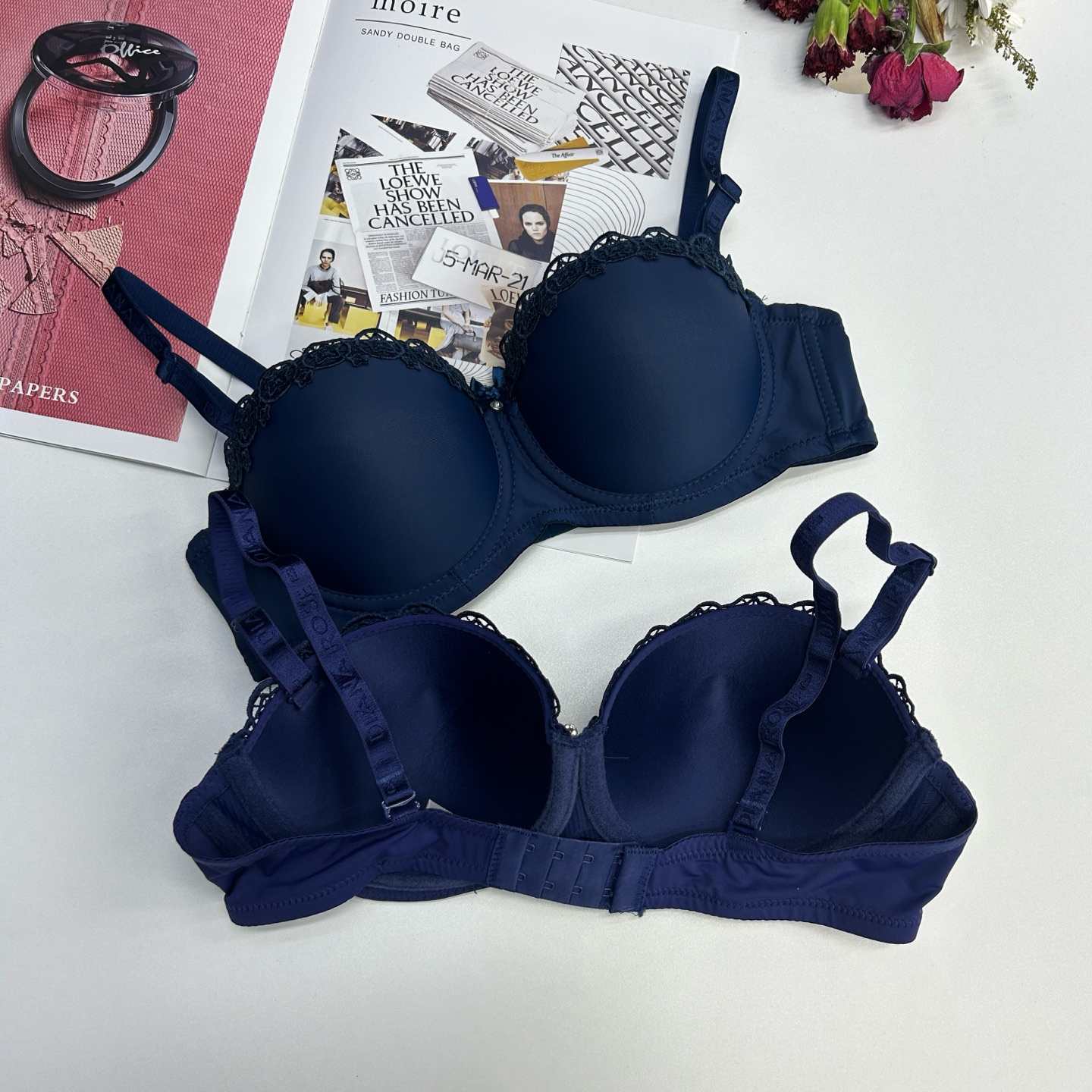 Export of women's bras to Europe, America, the Middle East and South America, women's underwear with underwire, sexy gathering women's underwear, large breast top collection accessory breast adjustable lace bra order style women's bras Specification drawing