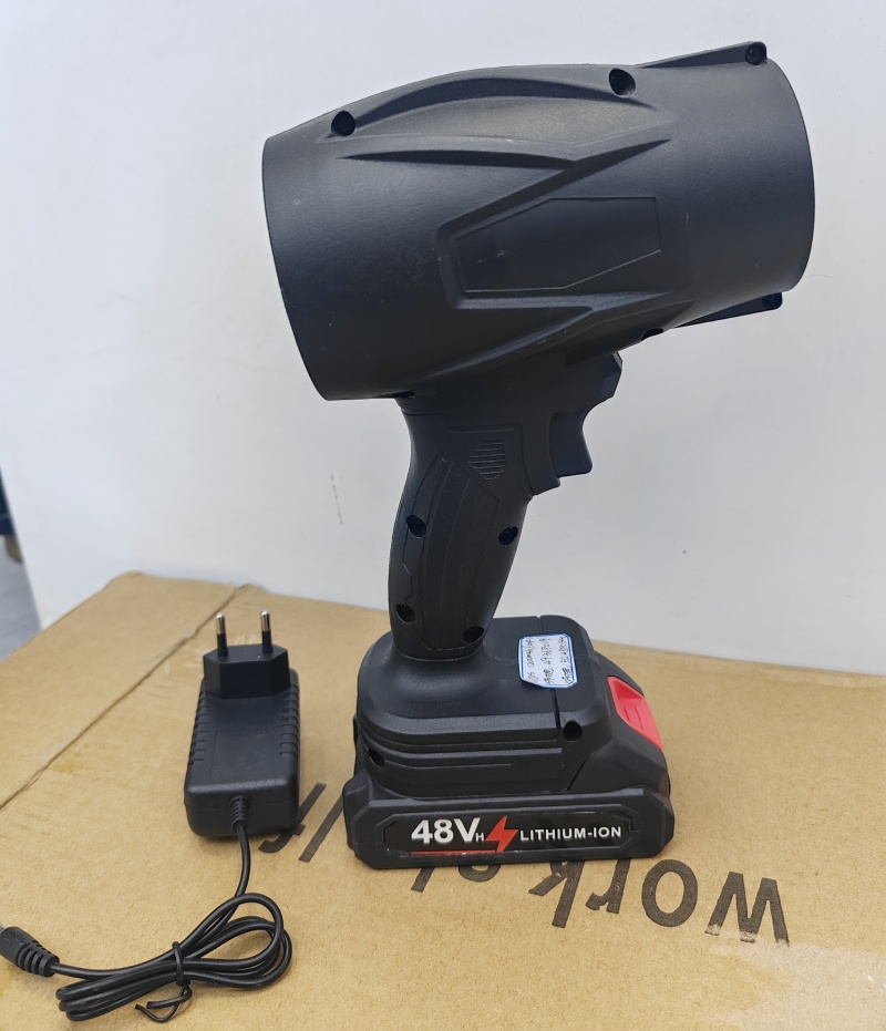 The new lithium battery storm engine turbocharged industrial-grade high-power dust removal, multi-functional water blowing and car washing violent fan Item Picture