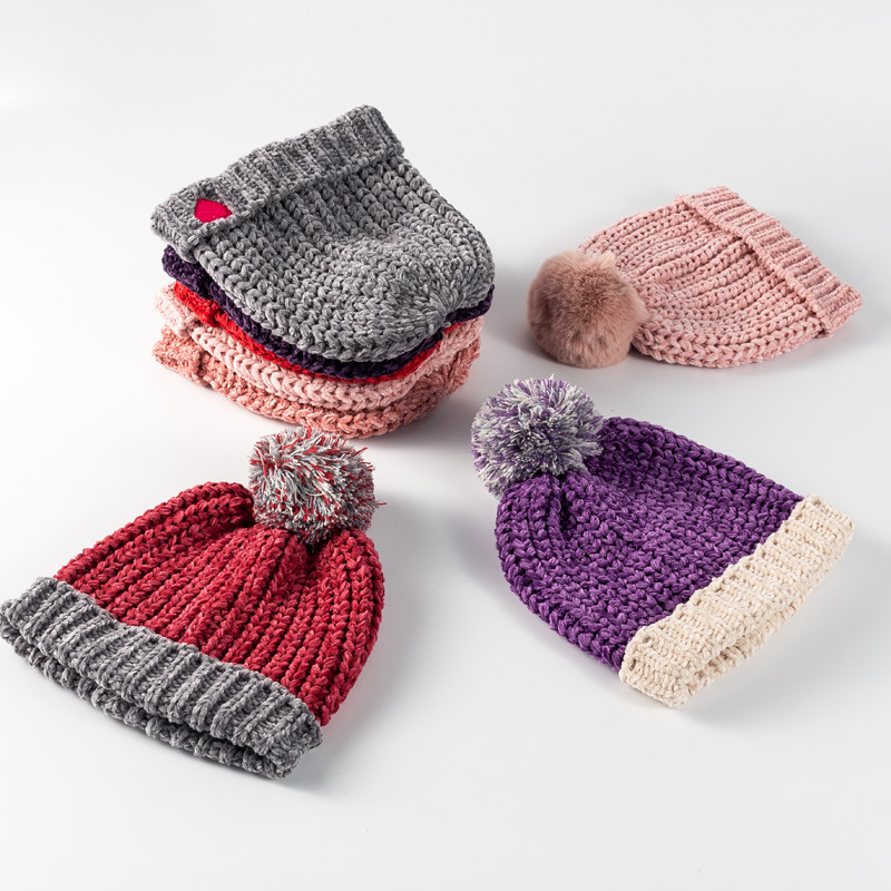 Otoño invierno sombrero de punto personalizado con bola chenille engrosado sombrero de lana mujeres bordado logo versátil jersey maré sombrero hecho a medida Specification image