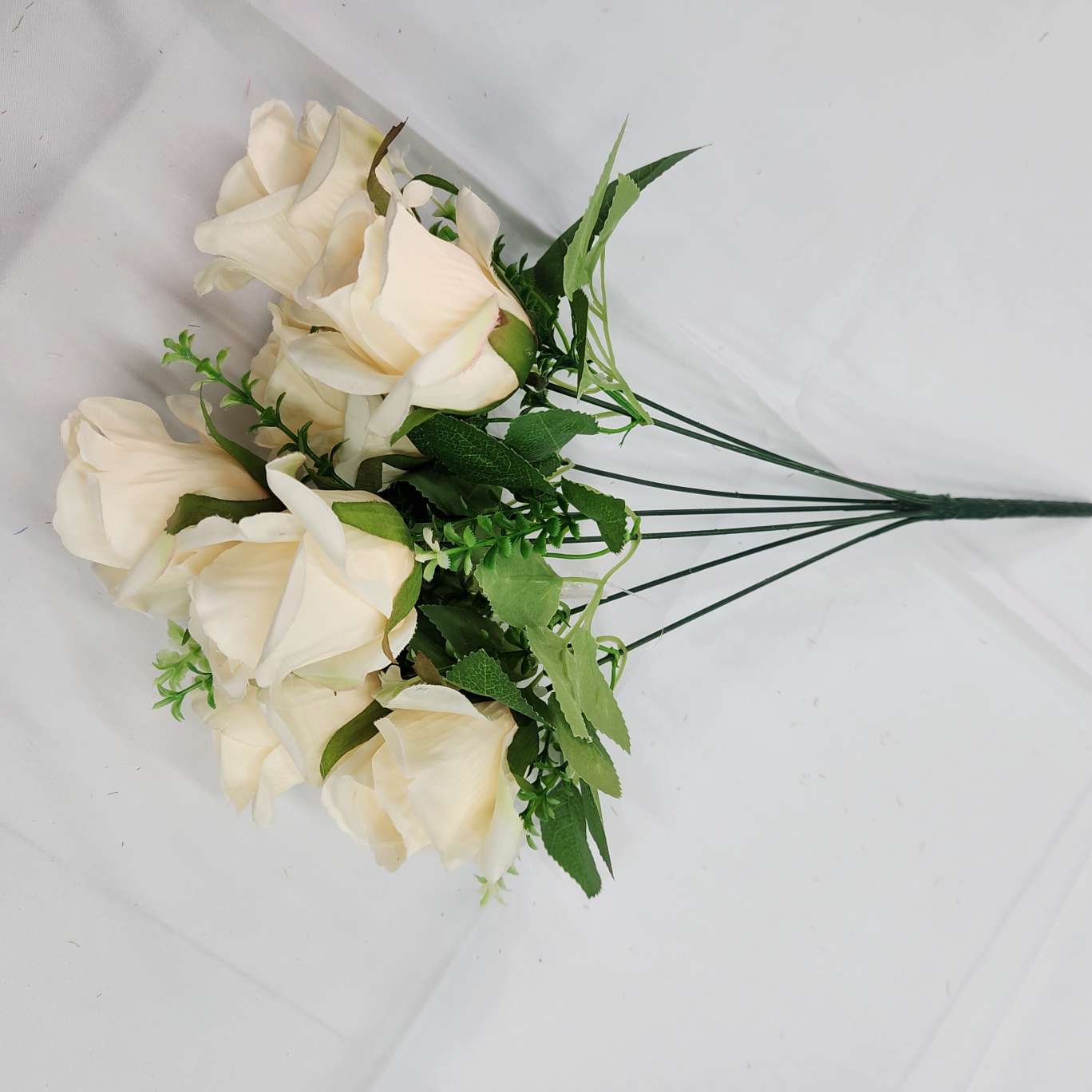 7-head cross rose, office simulation rose, cultural gardening, crocheted bouquet, knitted bouquet, simulation flower DIY Item Picture