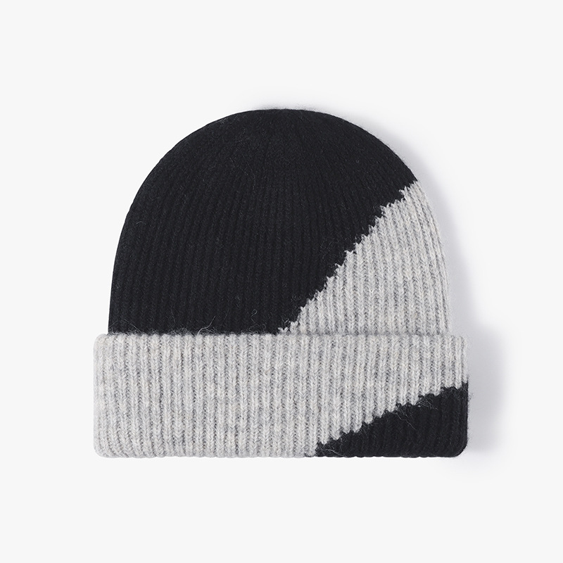 New color-blocked autumn and winter warm thickened double-layer knitted cap for women with a large head cap details Picture