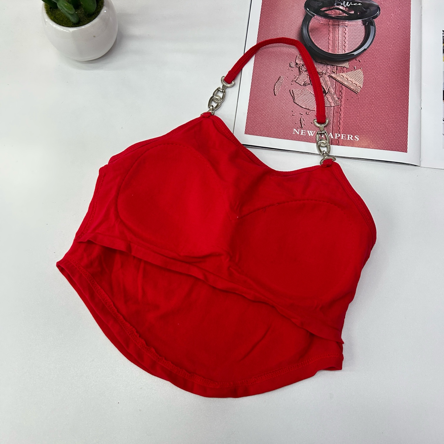 1024 design sense letter print spicy girl halter vest, nylon short fashionable irregular halter top Specification drawing