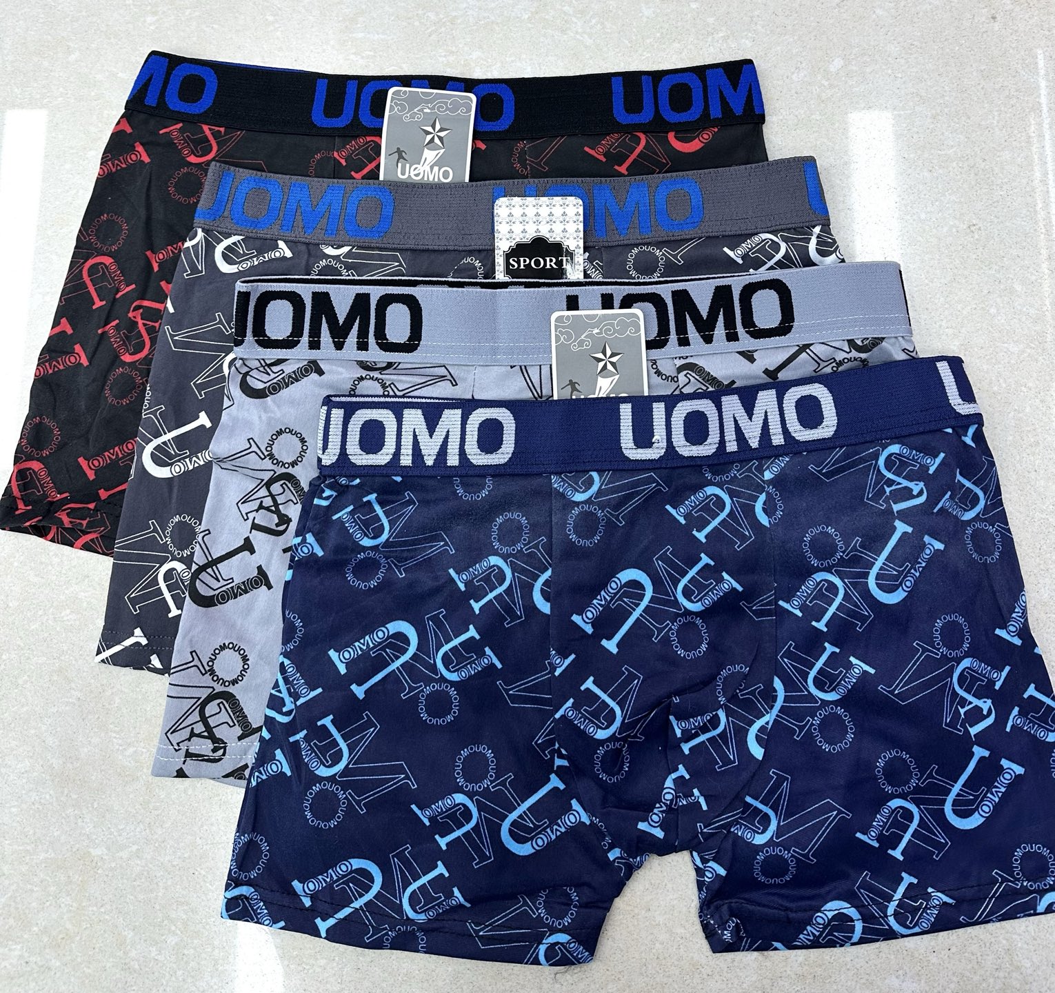 668# Men's underwear for export to Europe, America and Africa in solid color, contrasting color, with printed letter edges on the waist, is comfortable, breathable and won't make you sweat full figure