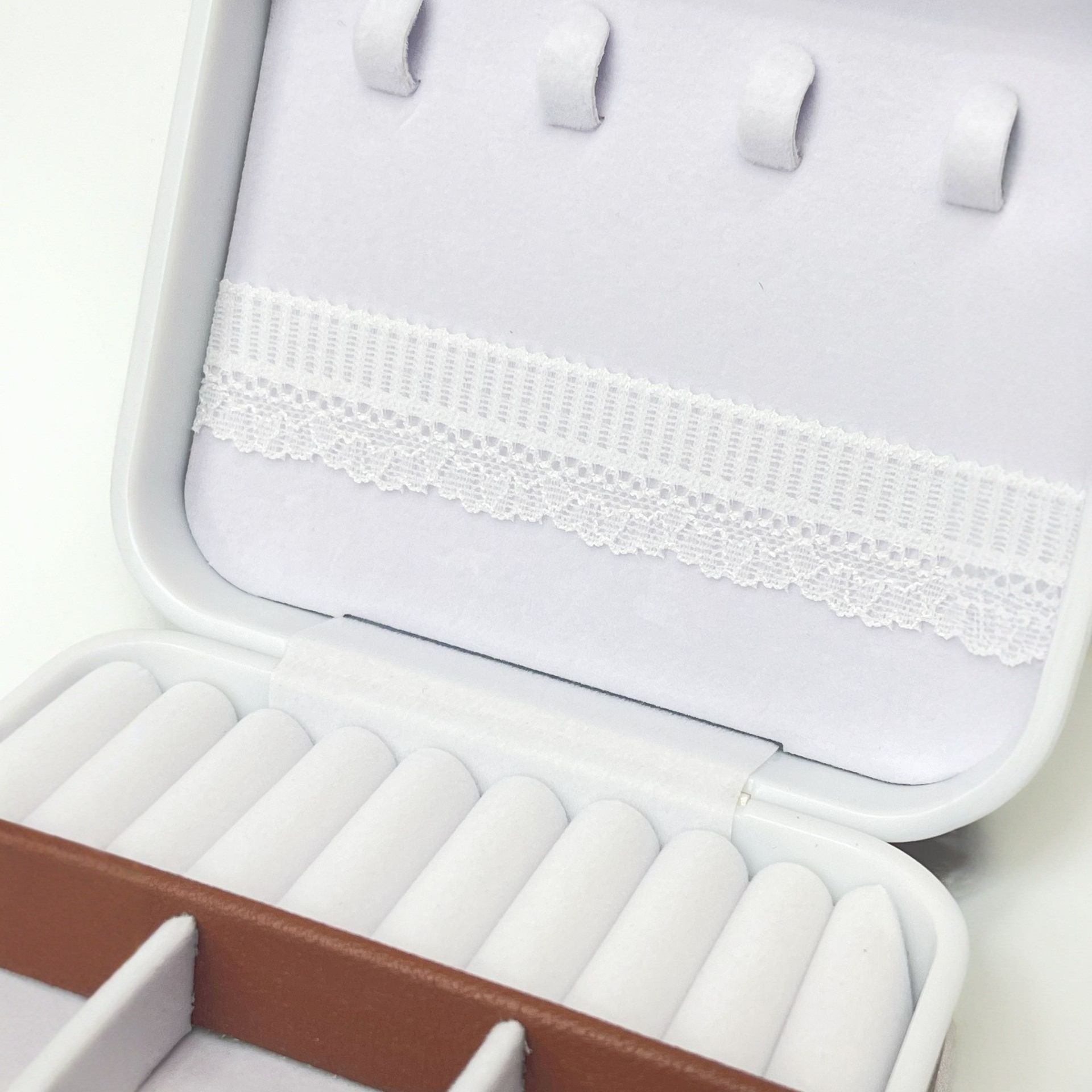 Jewelry box, travel accessories, portable ins storage macaron jewelry box, necklace ring jewelry box Specification image