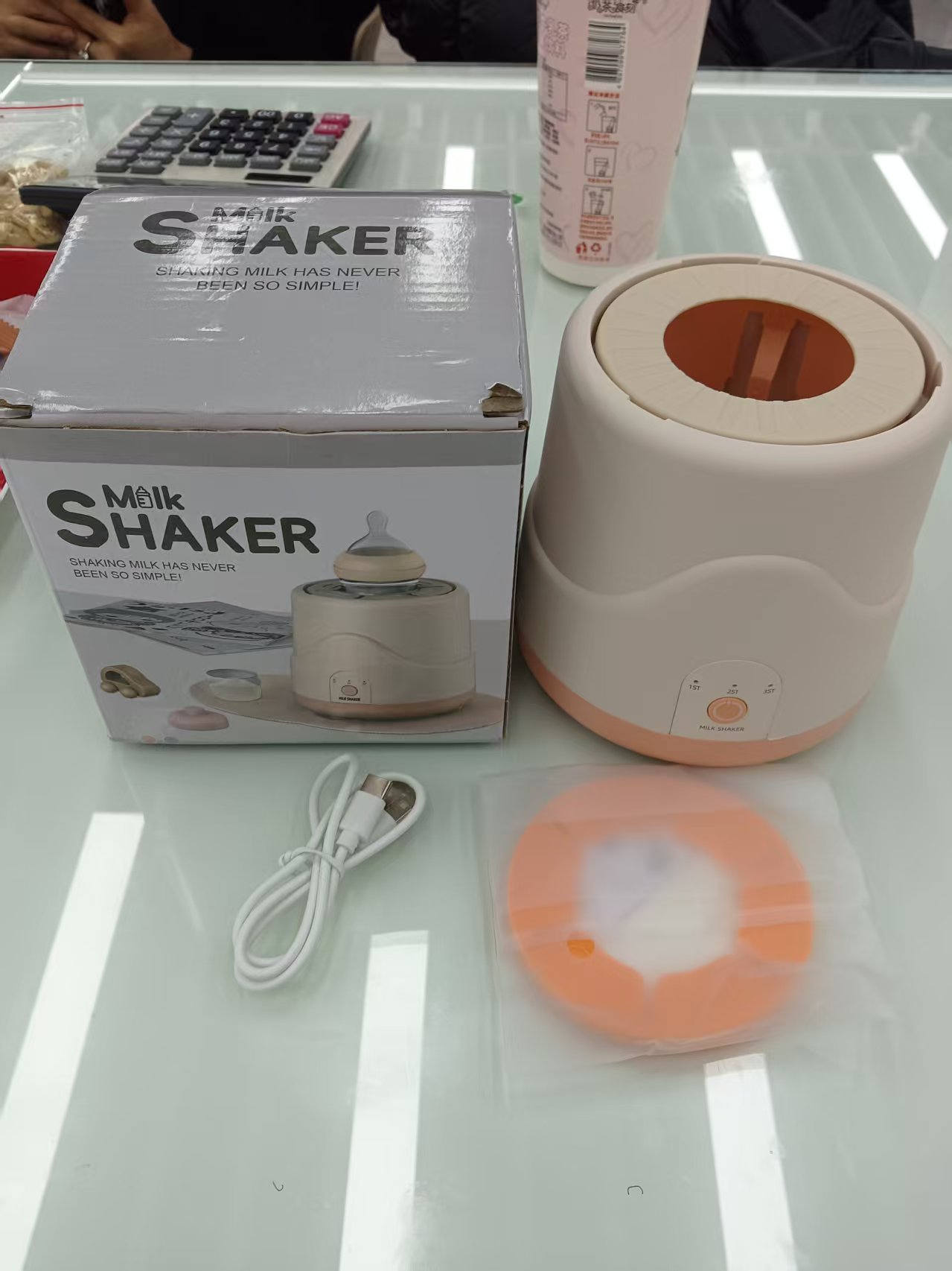 婴儿奶瓶摇匀器硅胶奶瓶配件婴儿床用品宝宝喂养辅助工具实用便携详情4