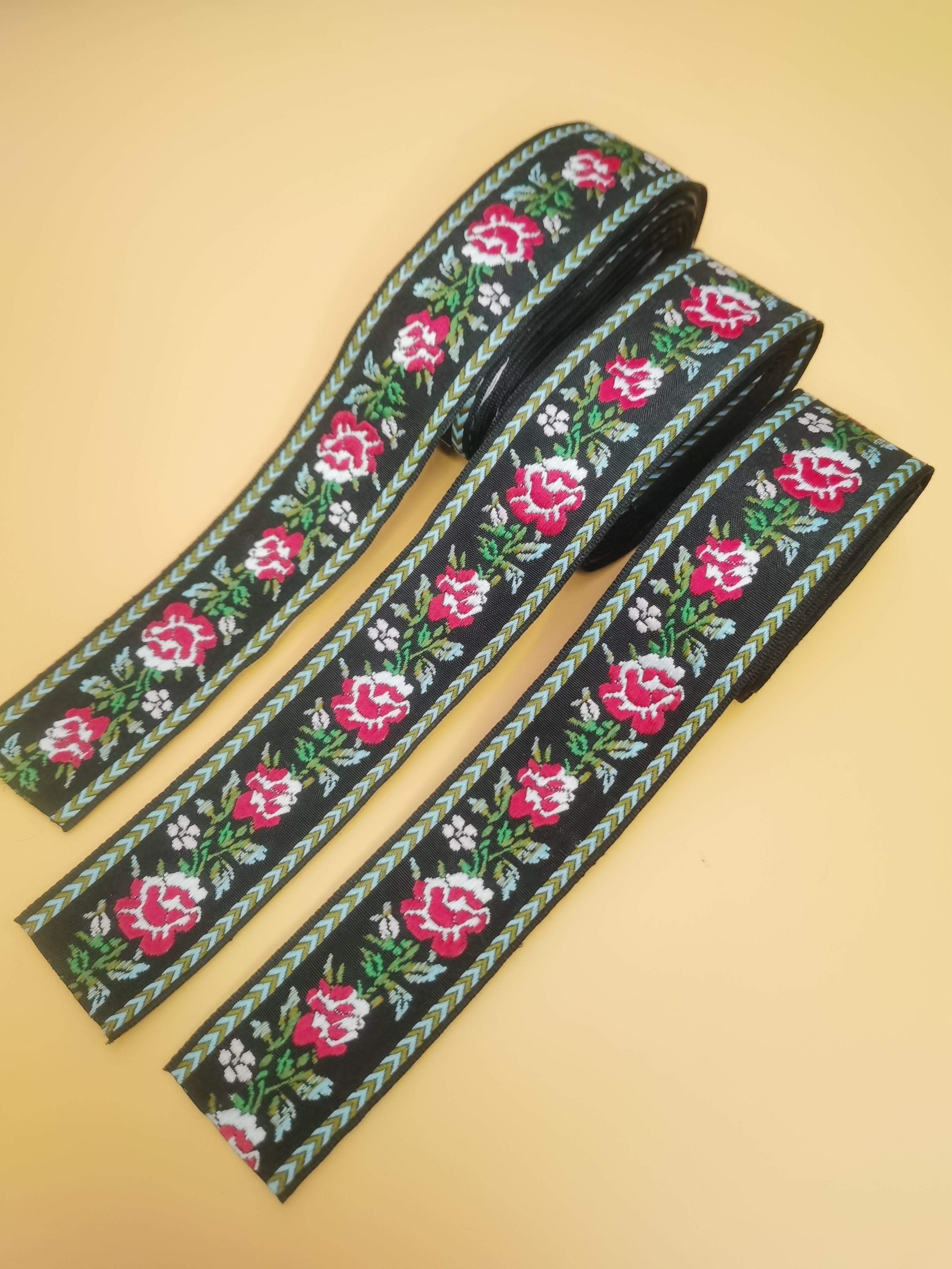 3.3cm边箭头玫瑰花 人文花卉图案加厚丝带织带人字纹装饰手工材料服饰配件 DIY外贸