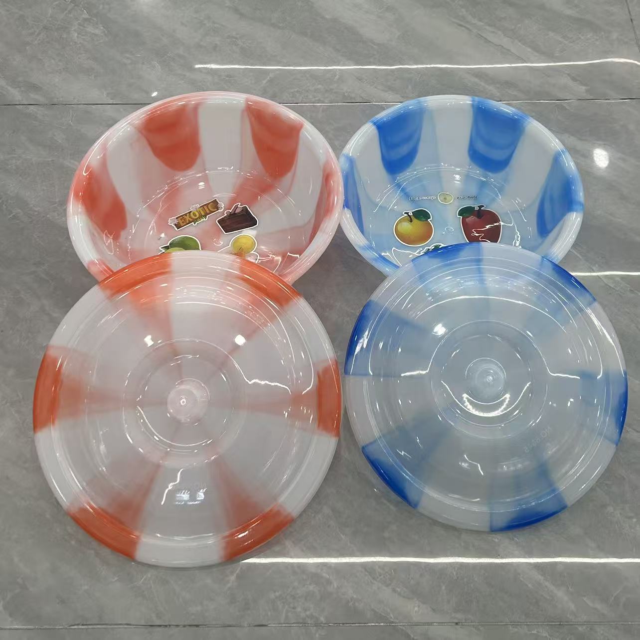 Ai Chen Plastic Industry offers original factory wholesale 38.40 two-color basins with LIDS, blue and red two-color basins, washbasins, and plastic basins Item Picture
