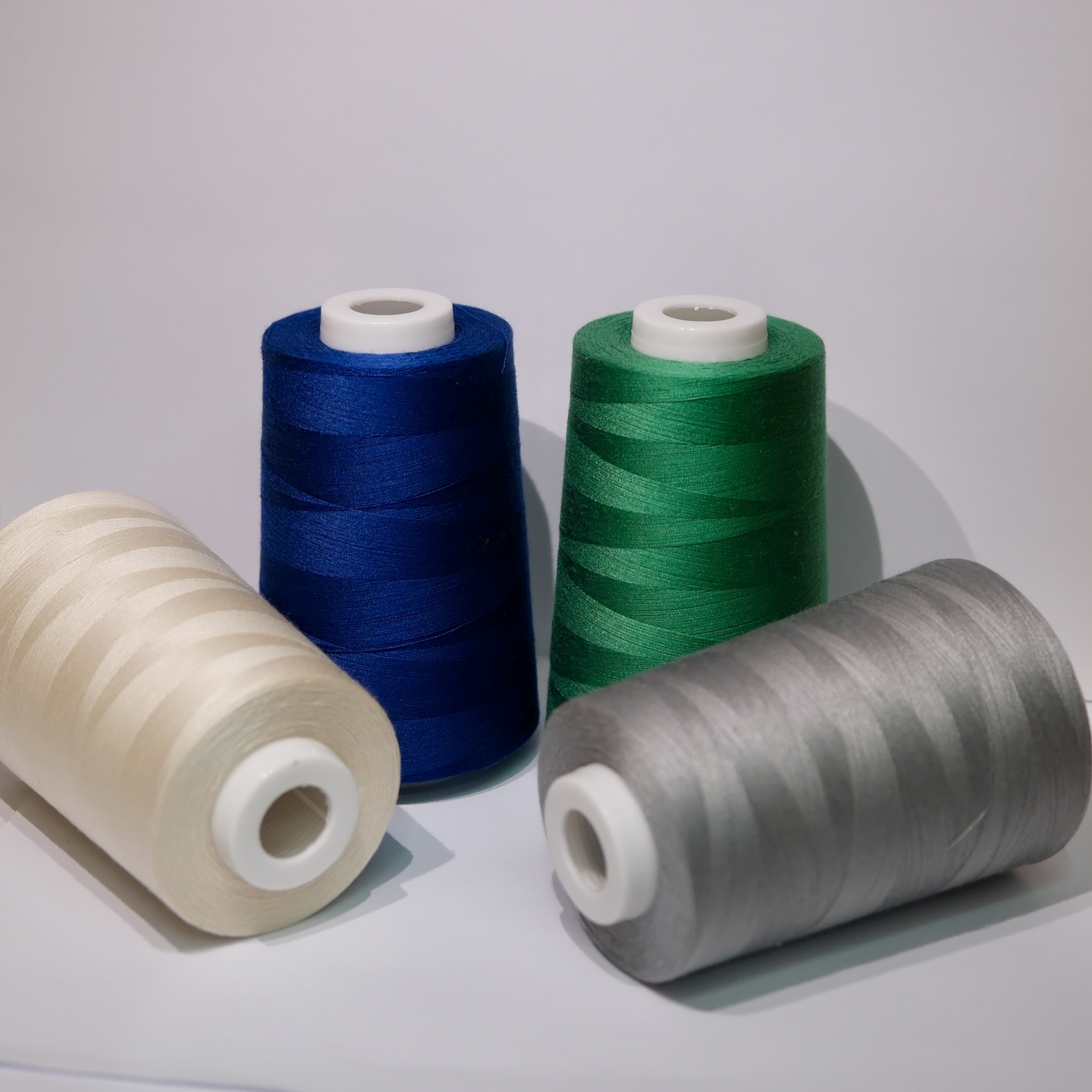 Chiba brand 40S/2 polyester sewing thread 4000Y specification color can be customized