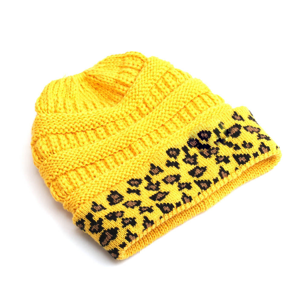Autumn and winter capped woolen hat for women, adult warmth, leopard print knitted hat, Amazon hat for women Application Scenario
