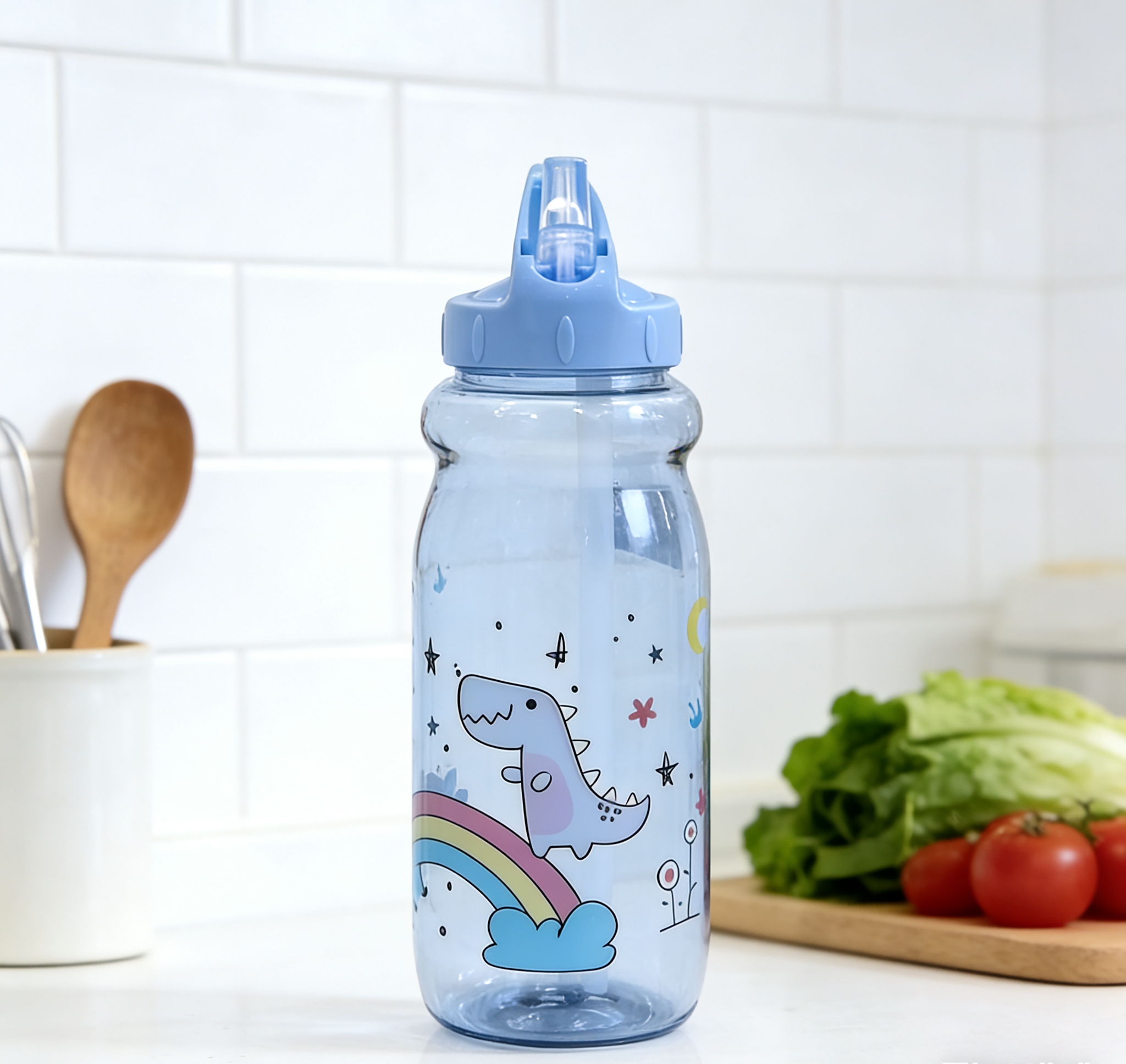 Wholesale of kindergarten children's water cups, dinosaur cartoon large-capacity straw water bottles, cartoon dinosaur children's straw cups, portable drinking cups for babies Application Scenario