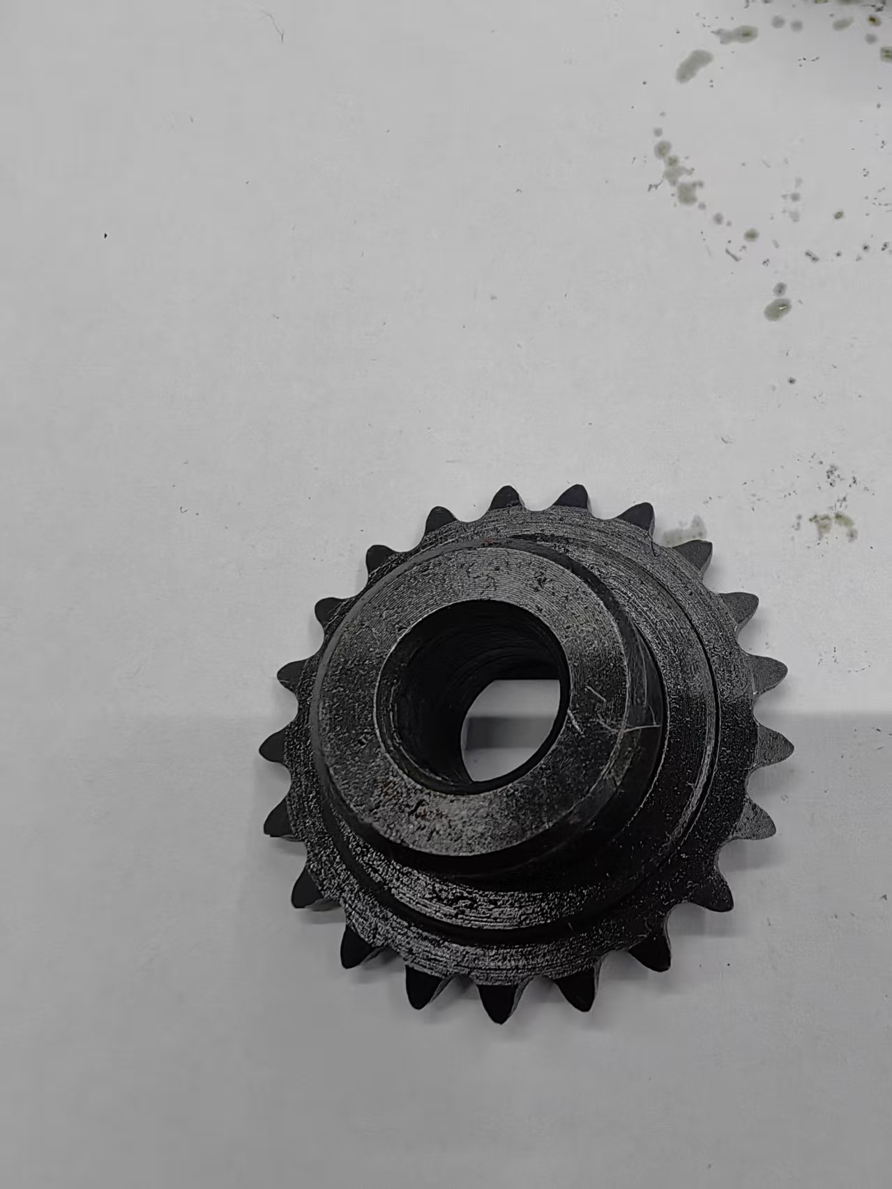 Ultrasonic lace machine main shaft reverse sprocket motor, double-row sprocket with material wheel, synchronous gear, Changzhou lace machine sprocket with material gear lace machine original factory parts Item Picture