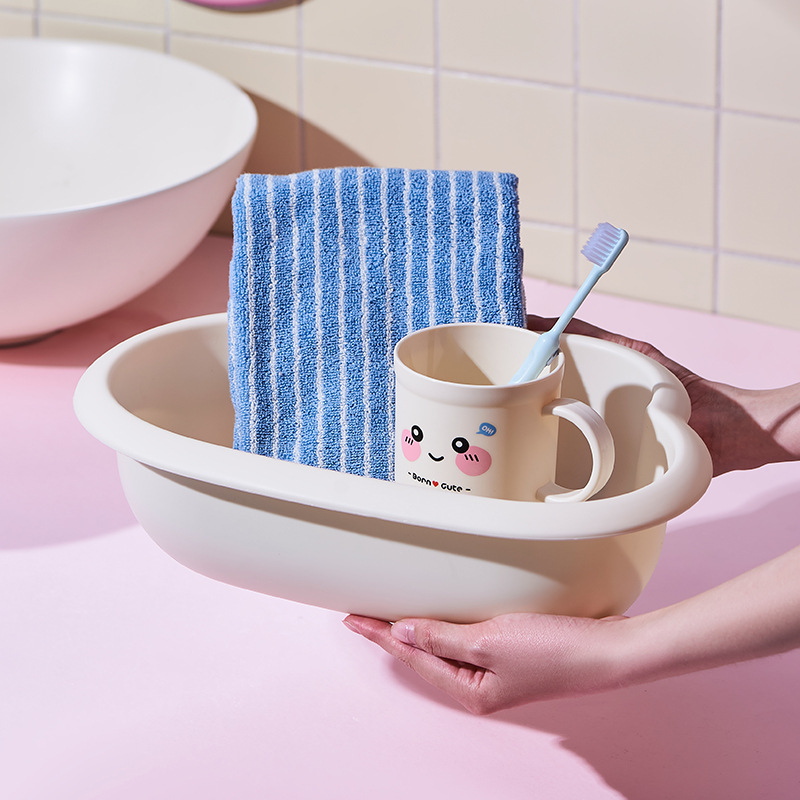 J06-6309 plastic cloud washbasin, thickened baby washbasin, dormitory laundry basin, bottom washing basin Application Scenario