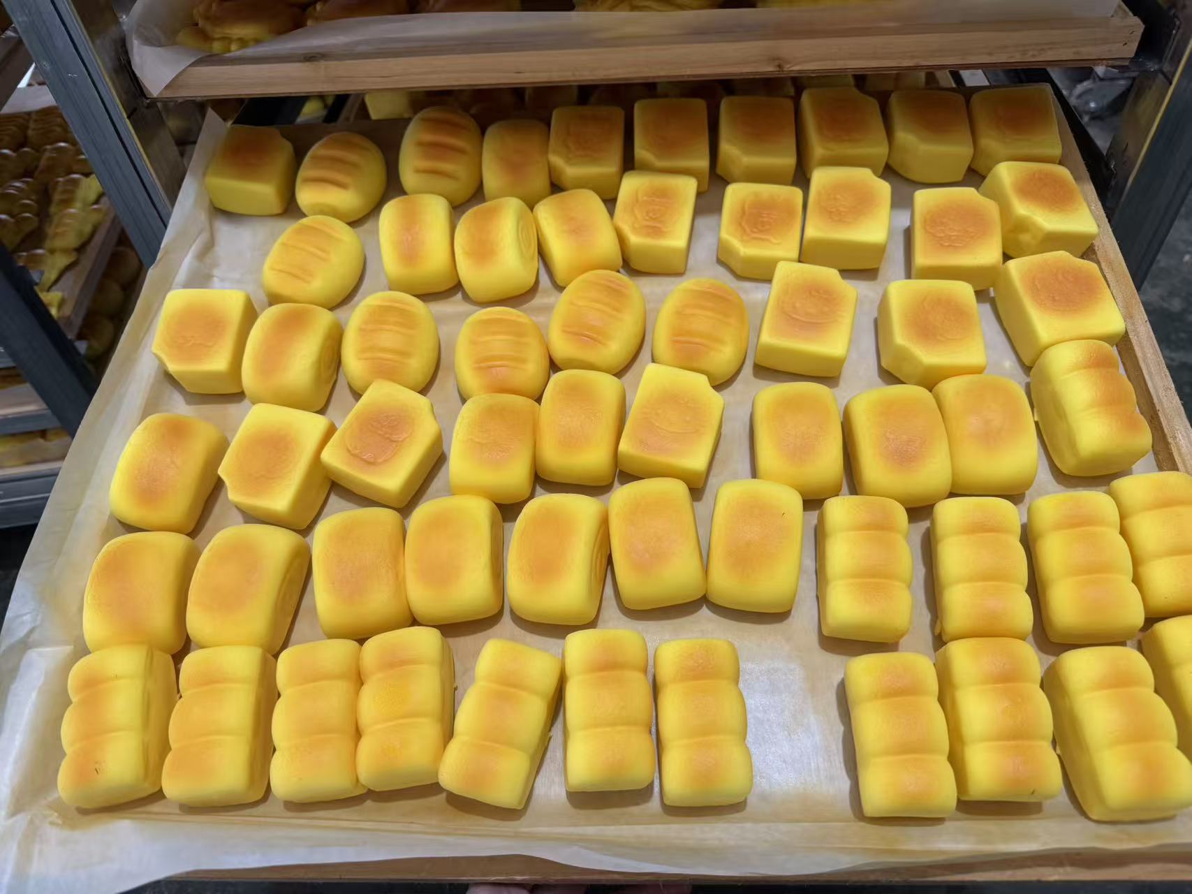 Stress-relieving toys, slow rebound, pinching fun, release wet and soft children's toys, simulated food, bread, cake, milk aroma pic 12