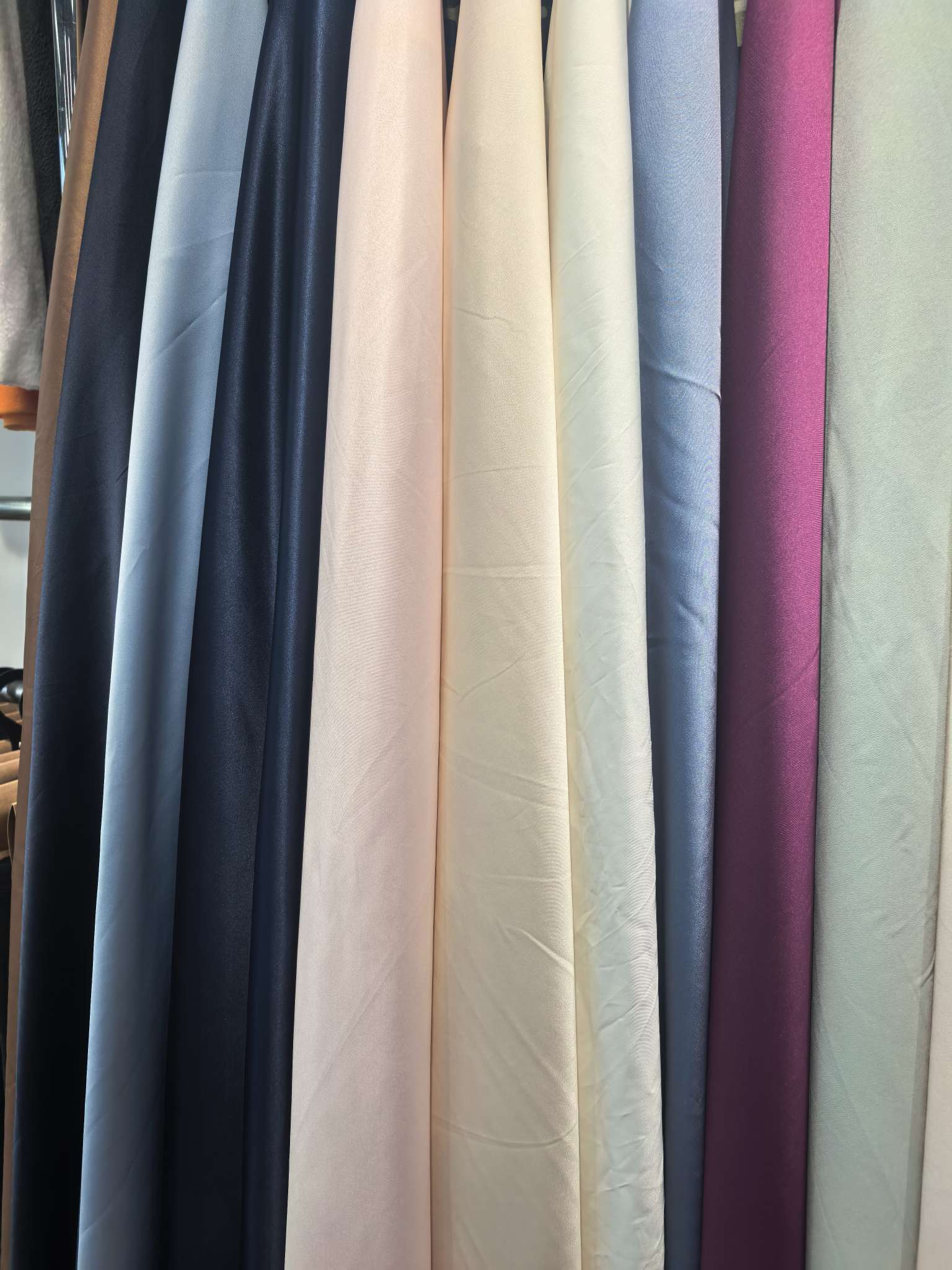 真丝睡衣面料时尚居家服套装光泽布料家居彩色