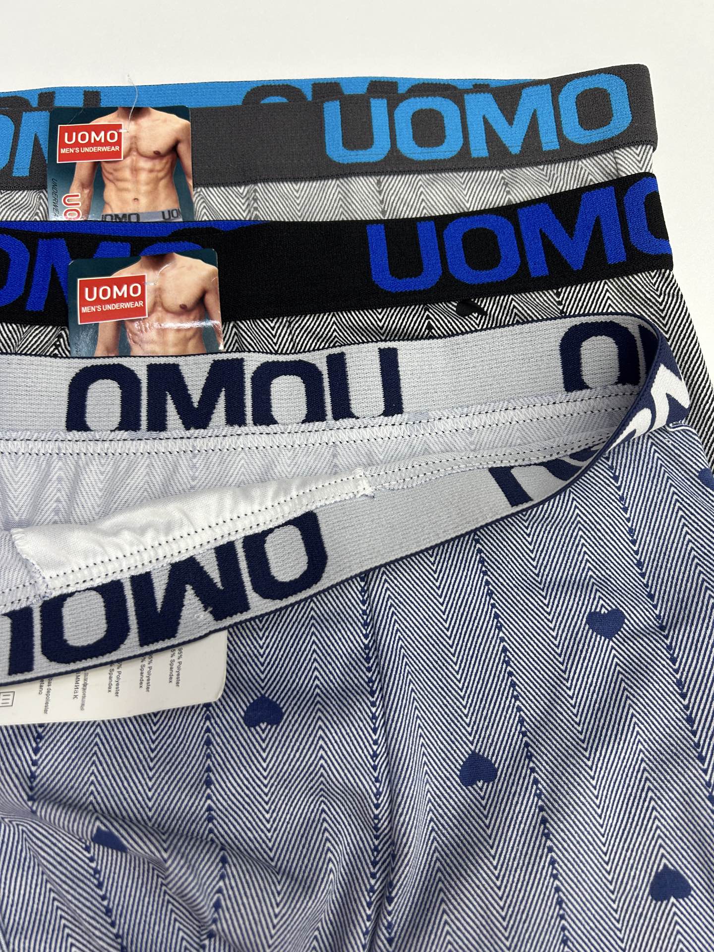 男士内裤/无缝男士平角内裤/内裤男/男内裤/莫代尔白底实物图