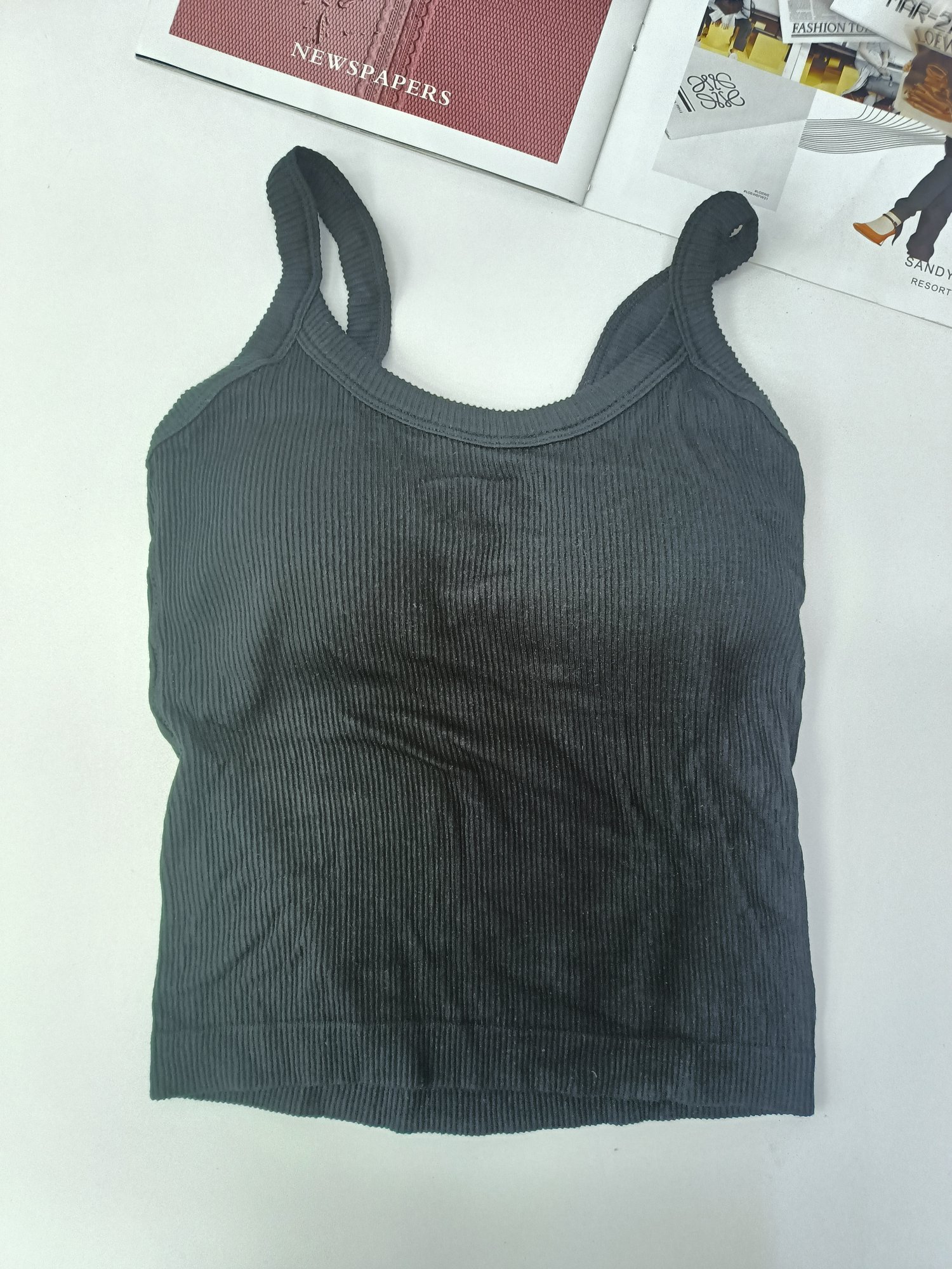 369 # Pure Desire Wind Seamless Latex Cup One-piece Cup Threaded strap vest, simple solid color, comfortable and breathable Application Scenario