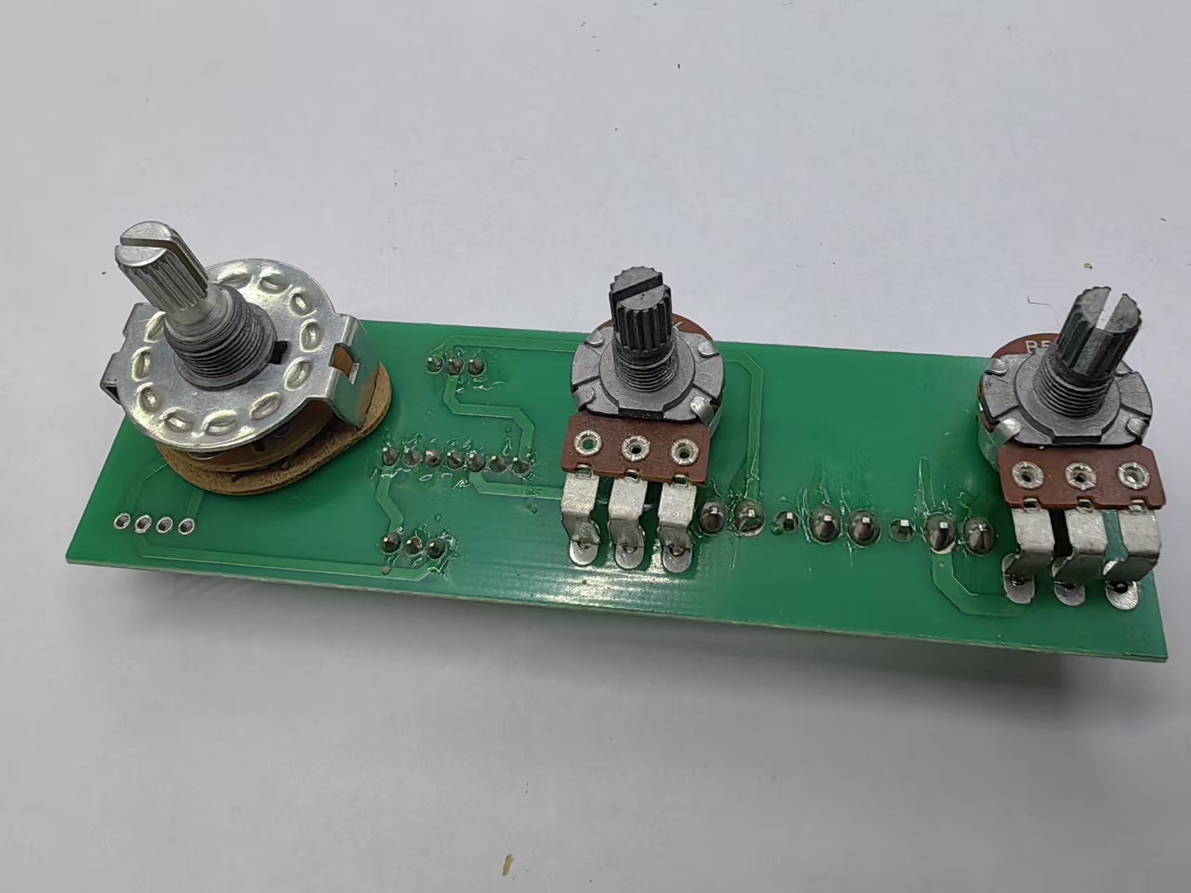 Ultrasonic lace machine speed control switch, Changzhou lace machine speed control switch circuit board, original factory motor speed control switch circuit board accessories, original factory direct sales accessories details Picture