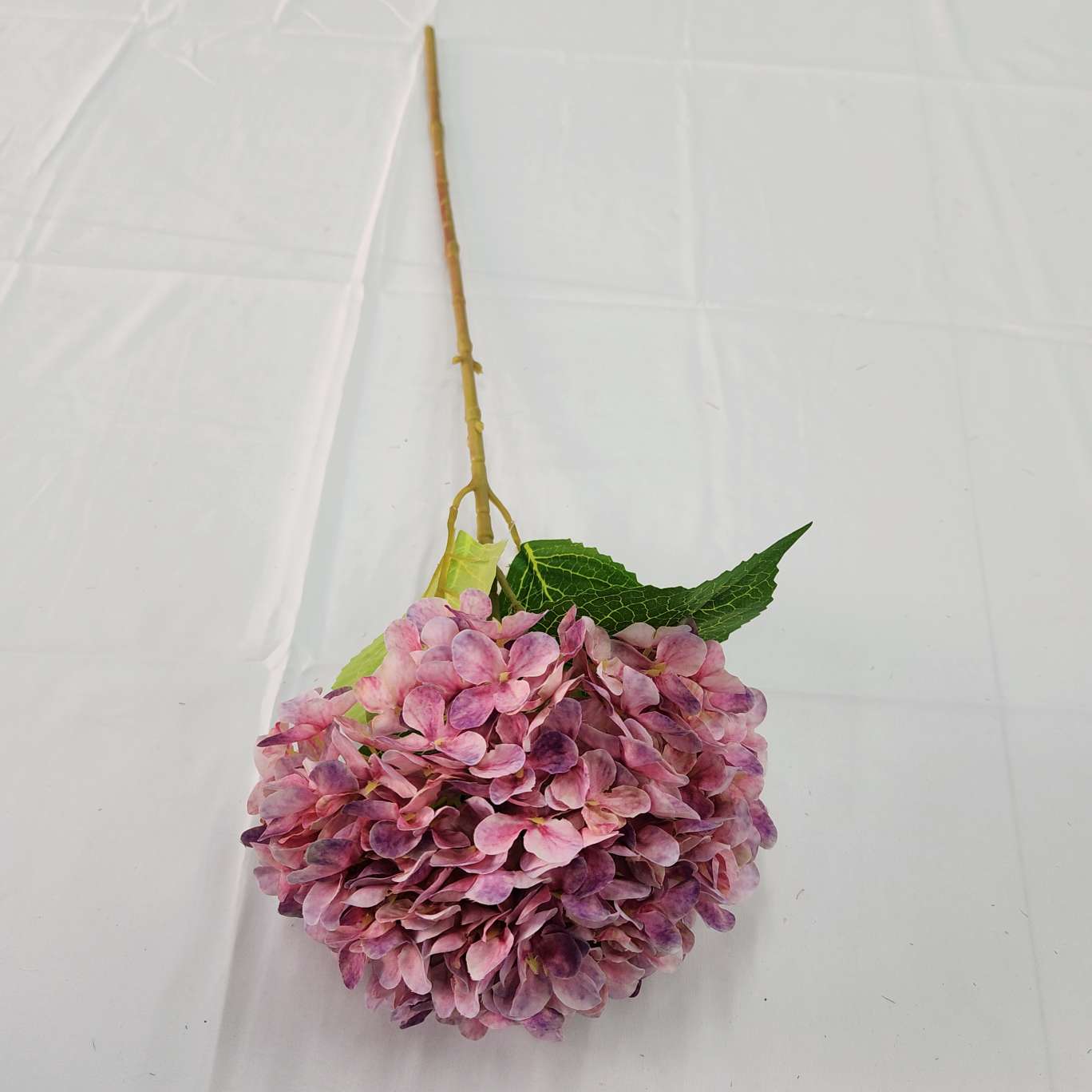 3D Single hydrangea (216 pieces) Office simulation rose cultural gardening Simulation Flower Arrangement Crochet Knitting Flower bouquet Simulation flower decoration Application Scenario