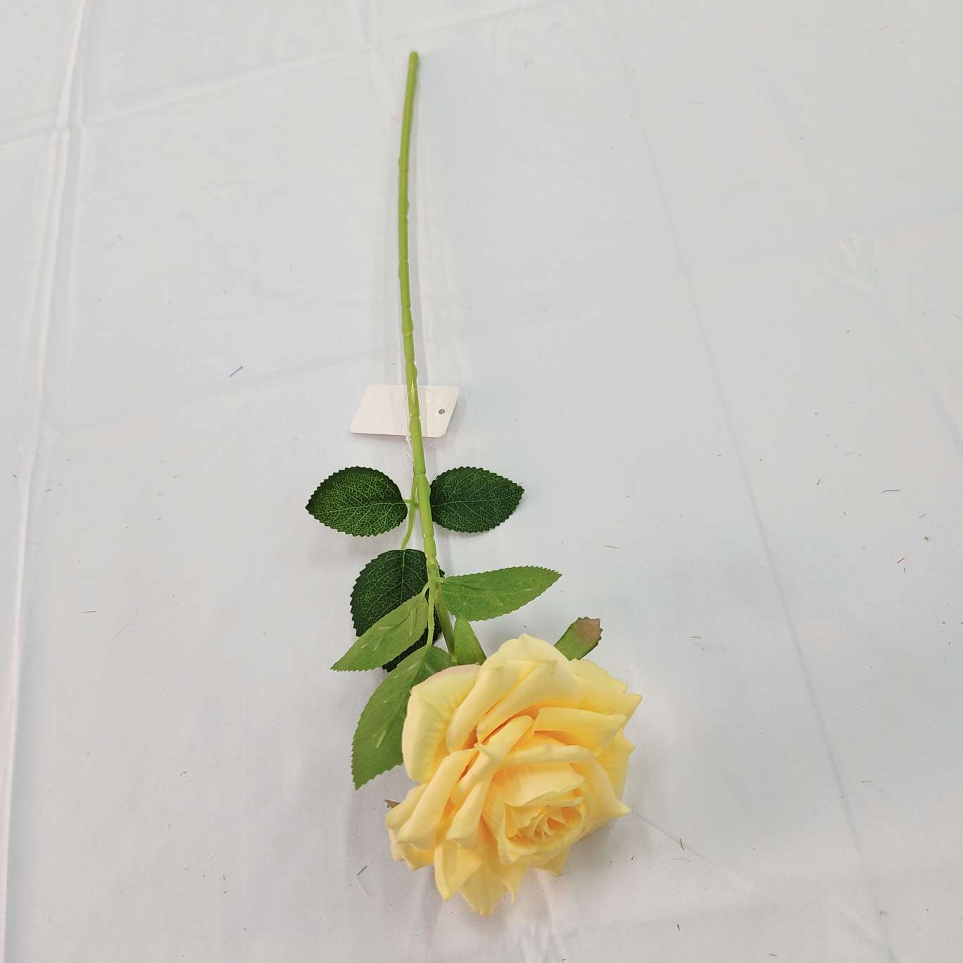 Single-stem corner rose office simulation rose, cultural horticulture simulation flower arrangement, crocheted knitted flower bouquet, simulation flower decoration detail image 9