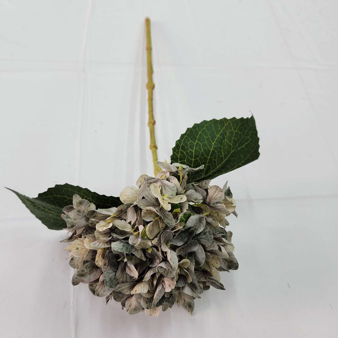 3D Single hydrangea (132 pieces) Office culture simulation Garden realistic flower arrangement Rose crochet knitted flower bouquet Realistic flower decoration detail image 7