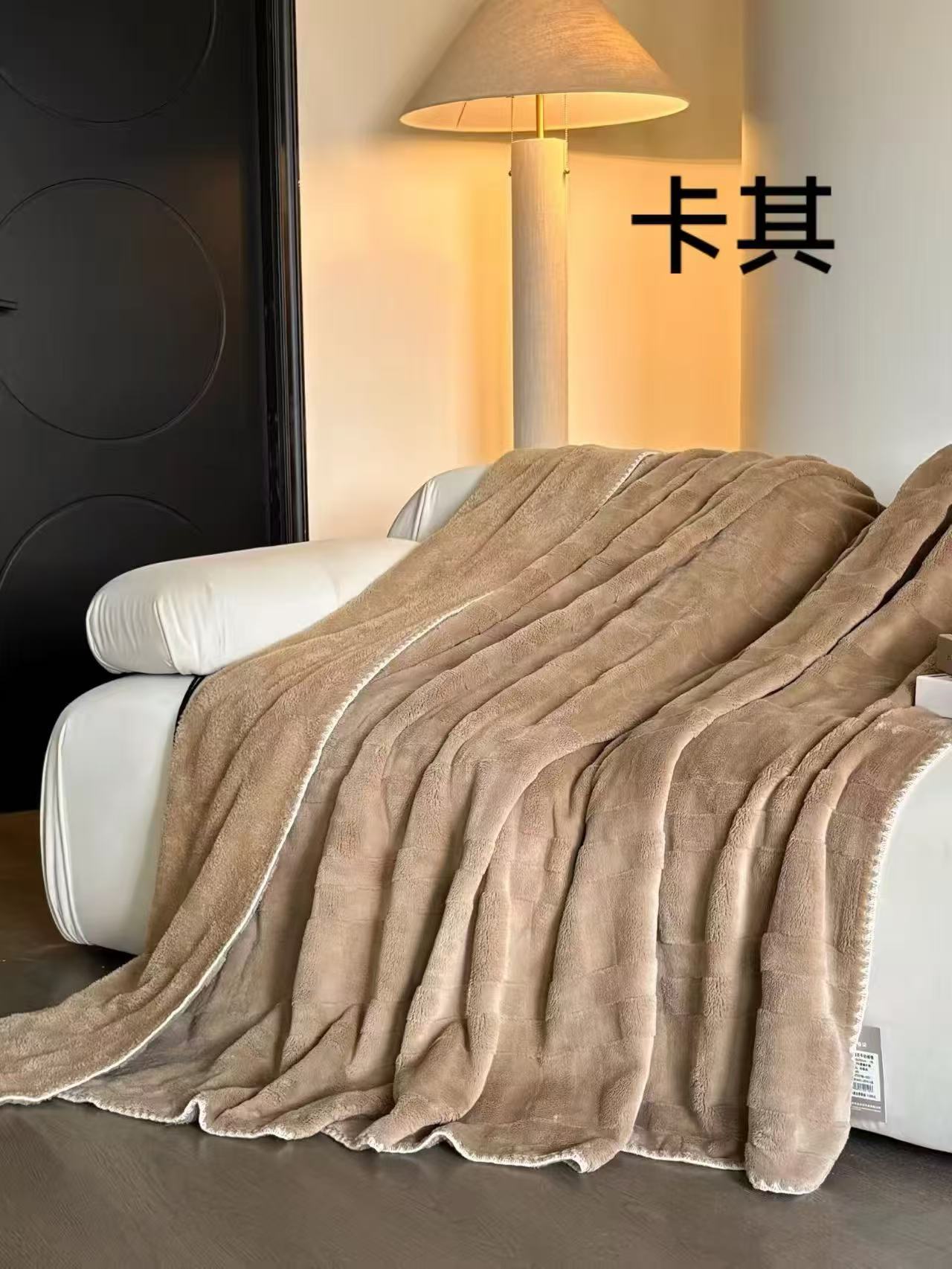多功能盖毯法兰绒毛毯