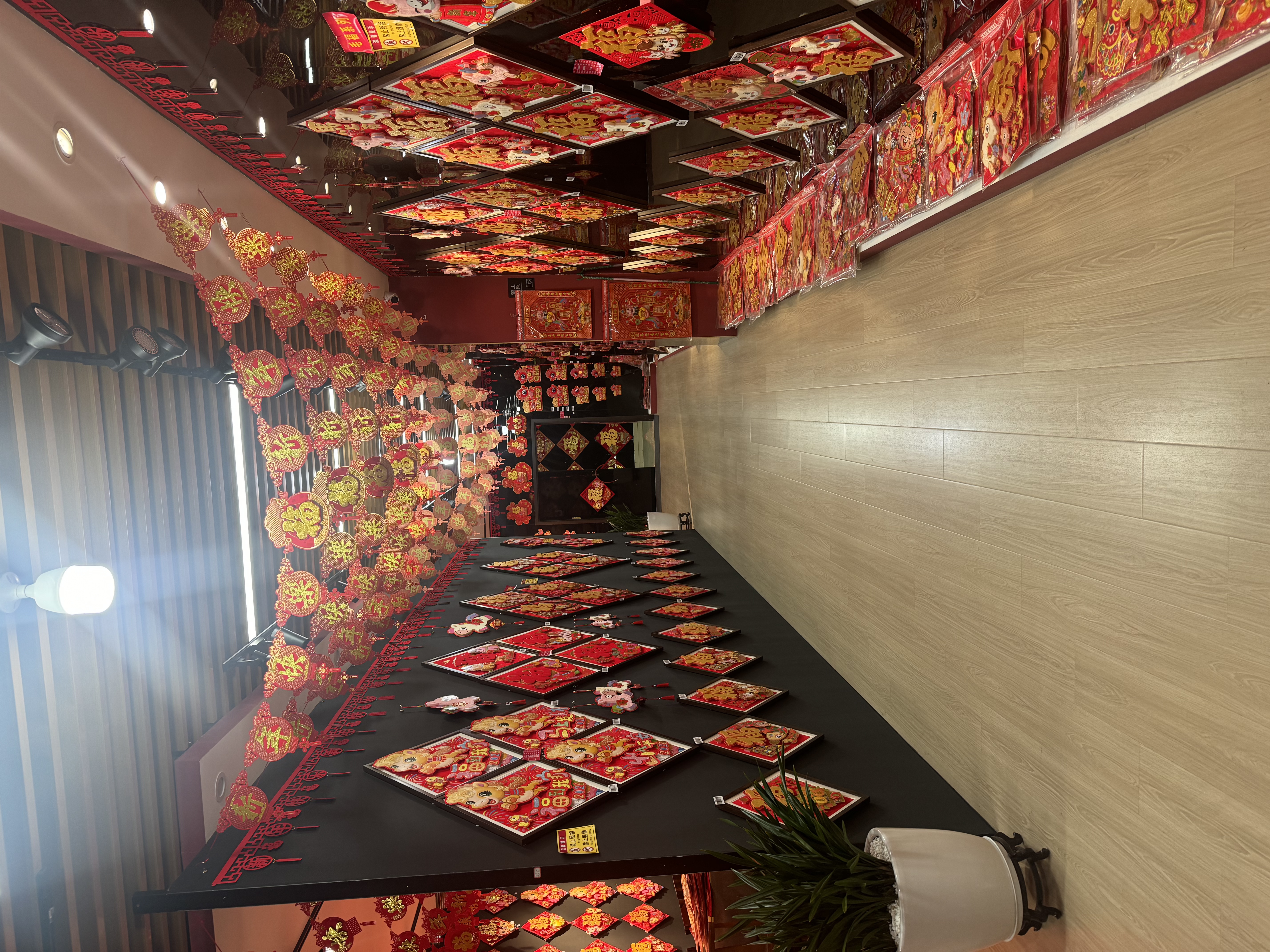 Yiwu Tianyuan Times New Year Pictures and Tang Dynasty Culture couplets describe pic - 2