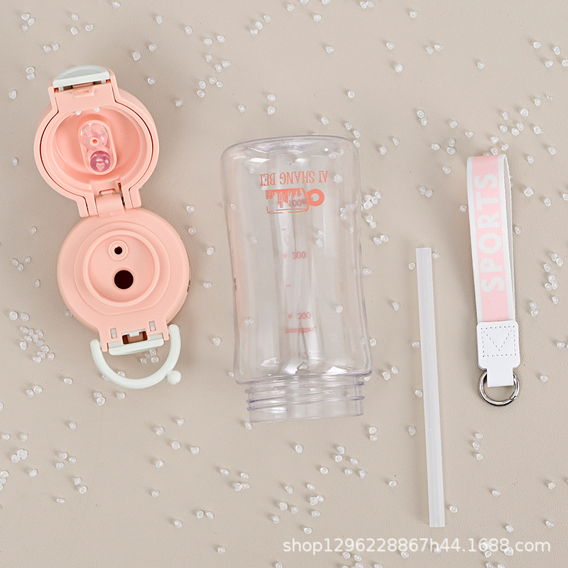 The new model B70-9572 is a simple and fashionable double-drinking cup, a portable fitness and sports water cup with a handle and a portable plastic cup Specification image