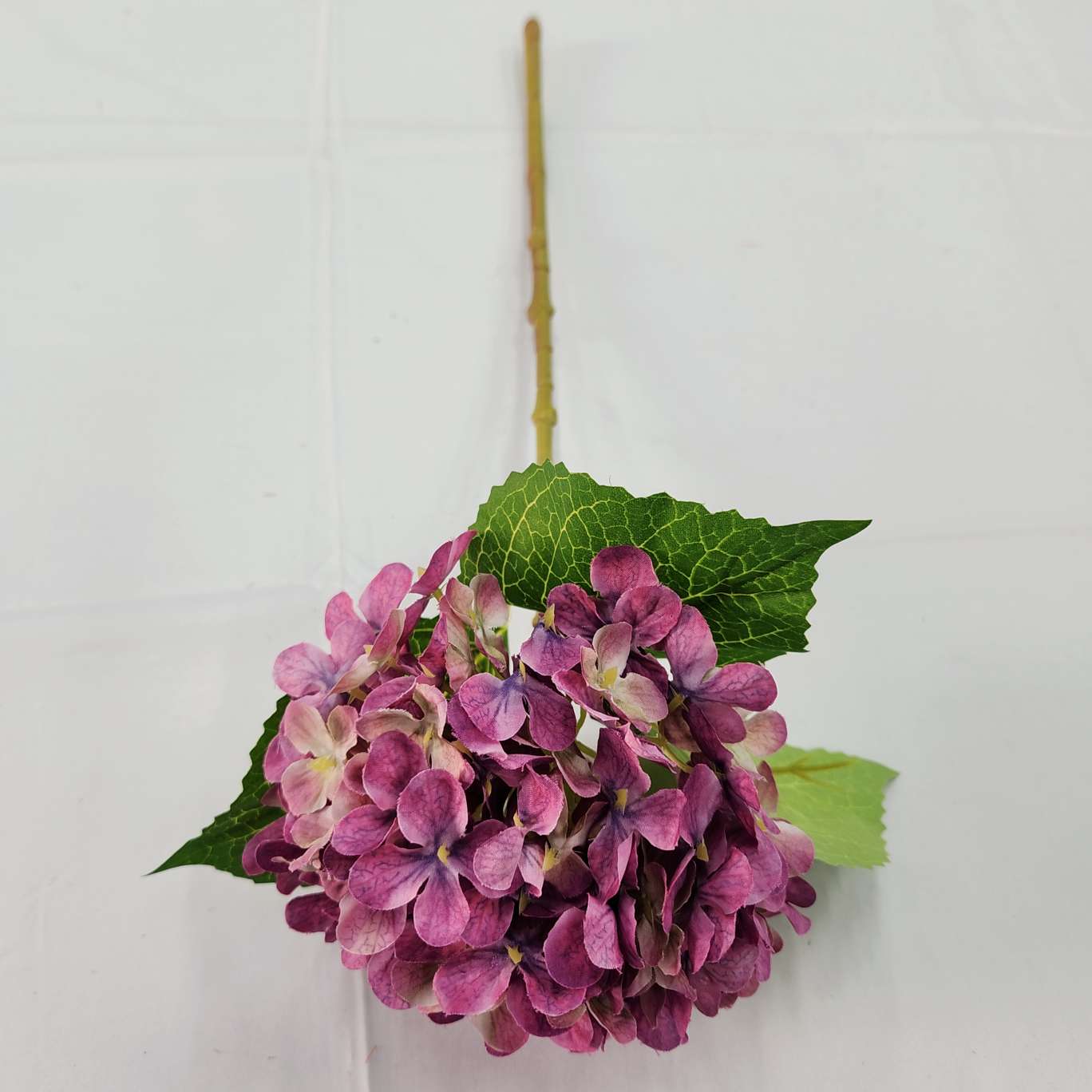 3D Single hydrangea (132 pieces) Office culture simulation Garden realistic flower arrangement Rose crochet knitted flower bouquet Realistic flower decoration detail image 6