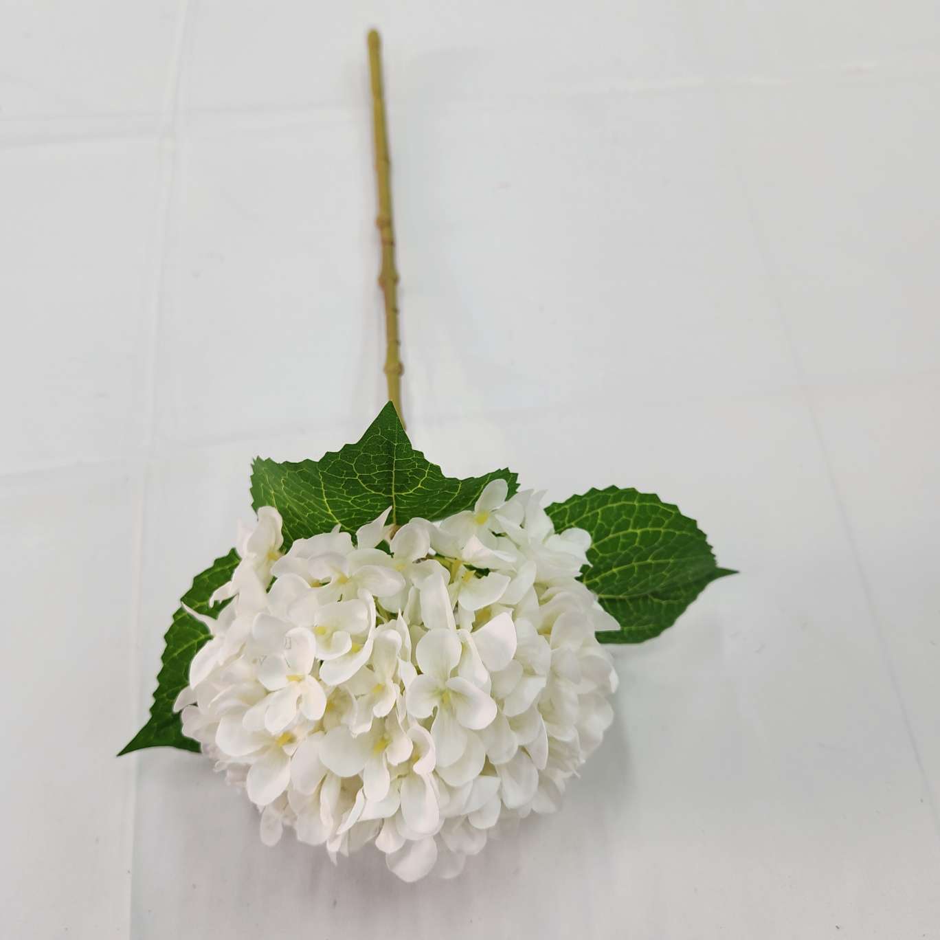 3D Single hydrangea (132 pieces) Office culture simulation Garden realistic flower arrangement Rose crochet knitted flower bouquet Realistic flower decoration details Picture