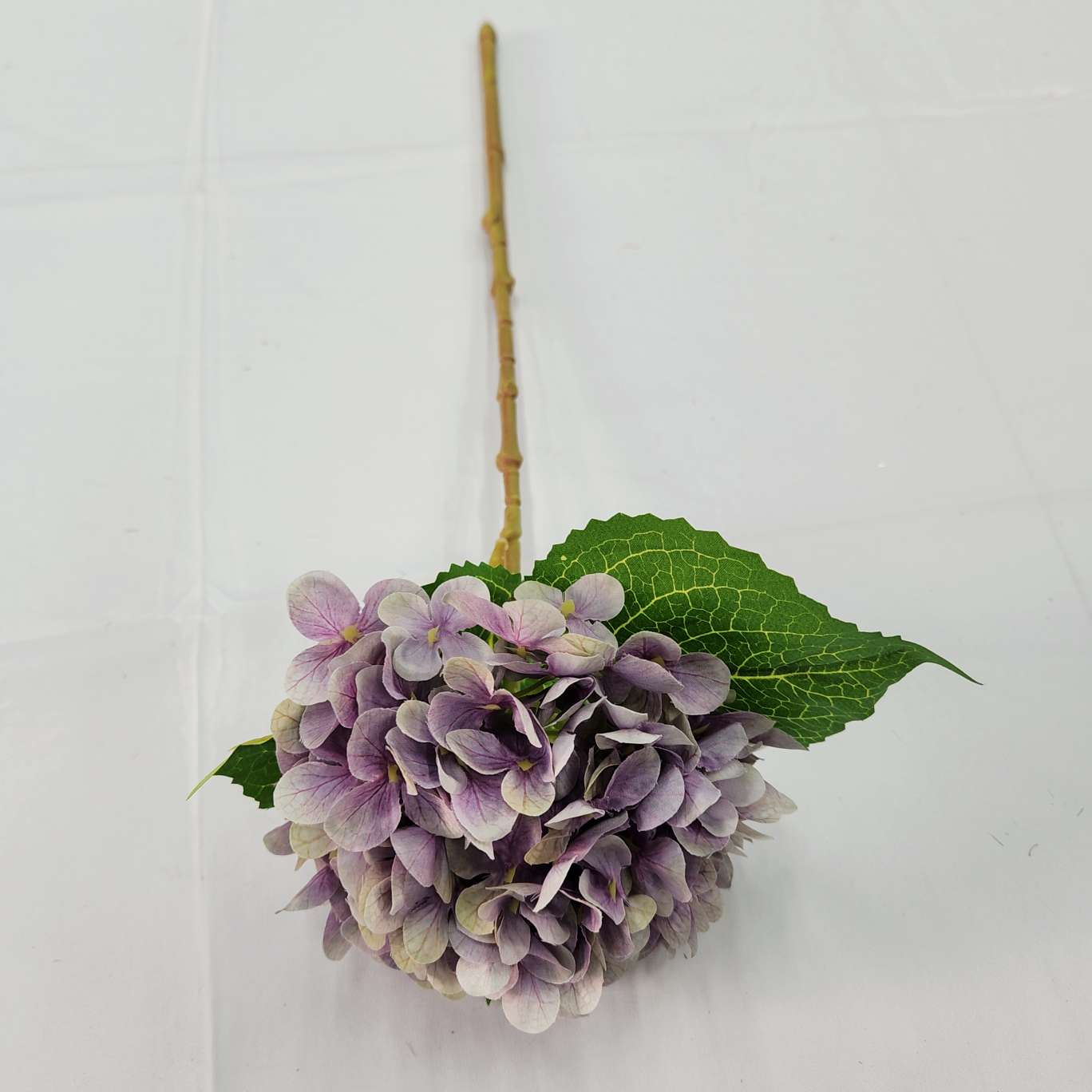 3D Single hydrangea (132 pieces) Office culture simulation Garden realistic flower arrangement Rose crochet knitted flower bouquet Realistic flower decoration detail image 10