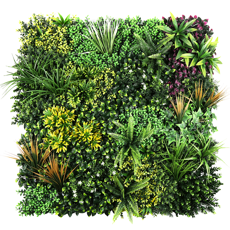 The spliced artificial green plant fence for shopping malls and hotels, wall beautification, artificial plant wall landscaping and decoration materials, artificial turf and green plant decoration full figure