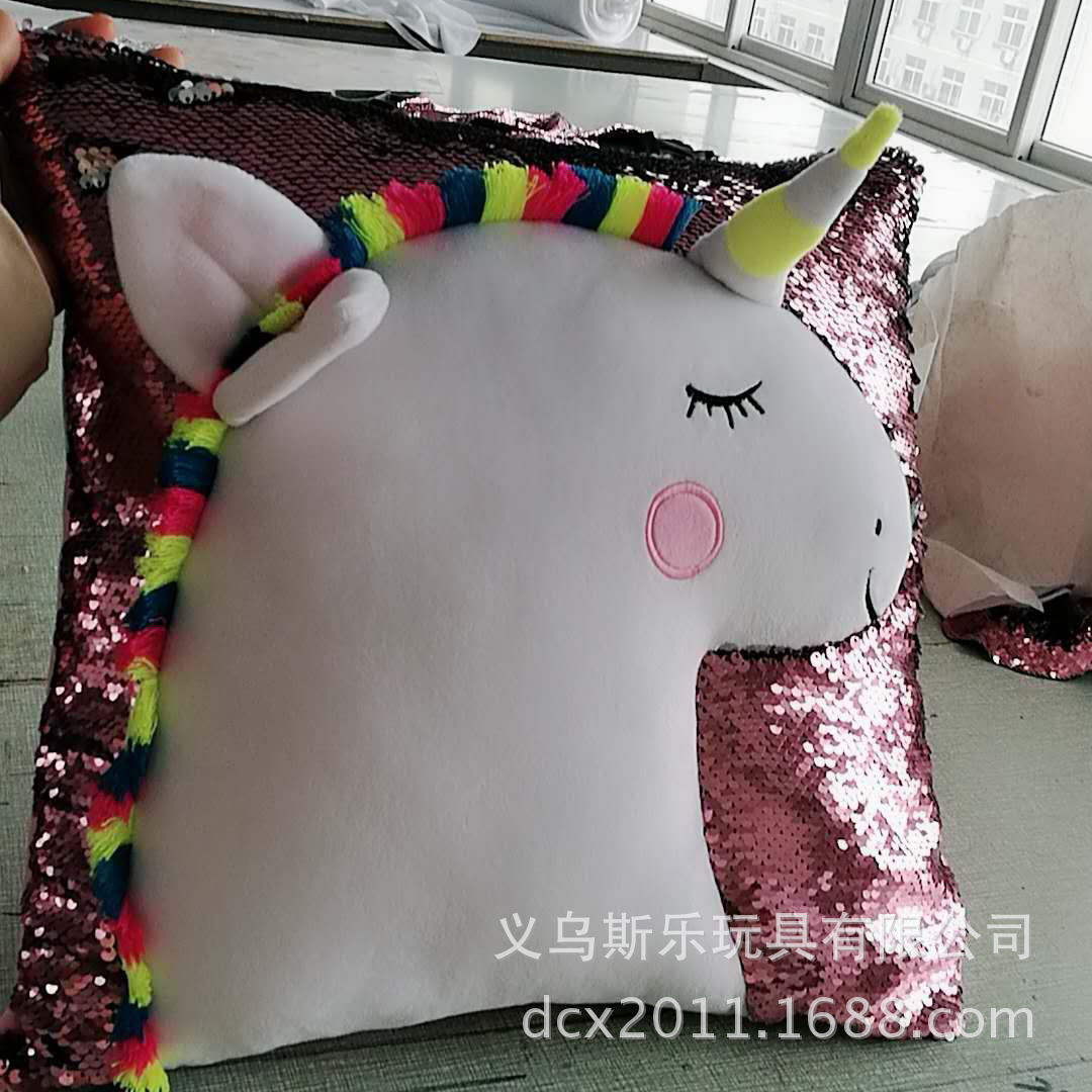 Customized double-sided color positioning embroidered sequin unicorn throw pillows sofa cushions flip print decorative items Application Scenario