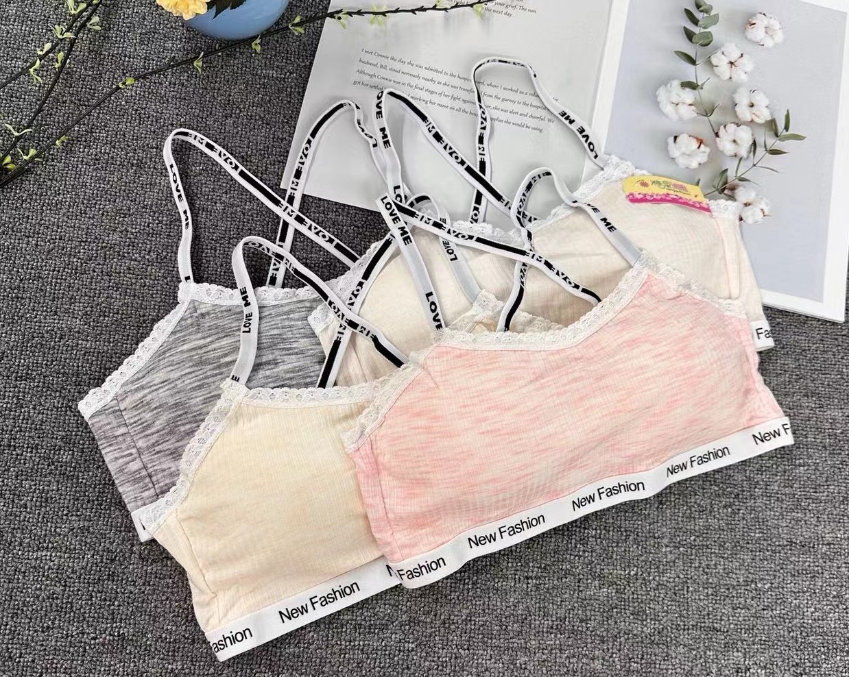 B12#外贸出口库存交叉文胸抹胸，英文肩带无钢圈文胸美背，内搭打底内衣，