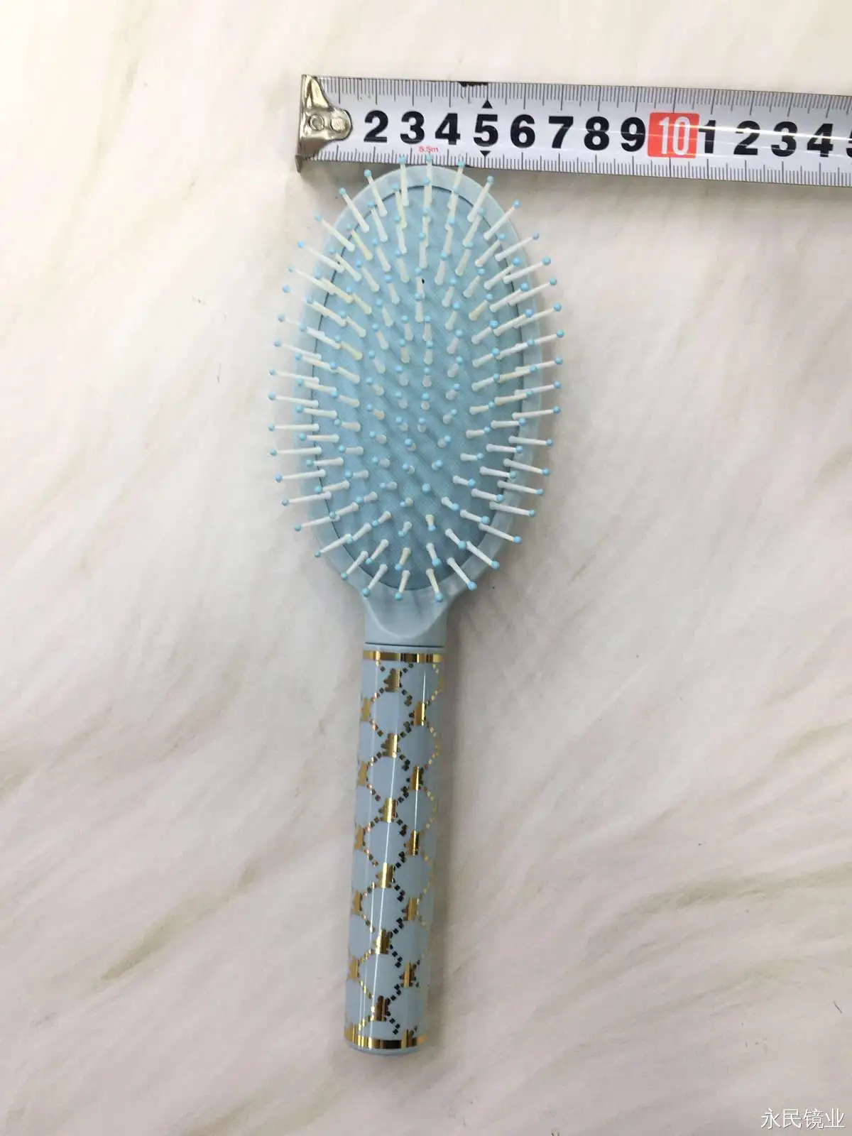 【 Yongmin Mirror Industry 】3552-62opp card-hanging air cushion Hair comb with bright colors, paired with a cheap hair comb from foreign trade bulk detail image 2
