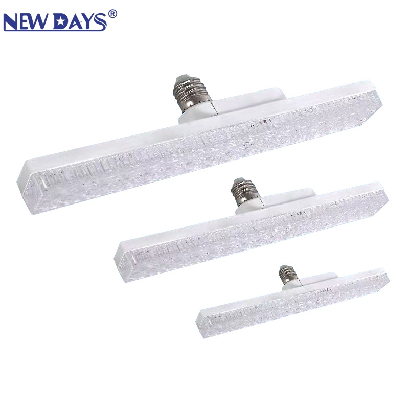 台灯/学生台灯/床头灯/台灯少女百褶北欧/学习智能台灯白底实物图