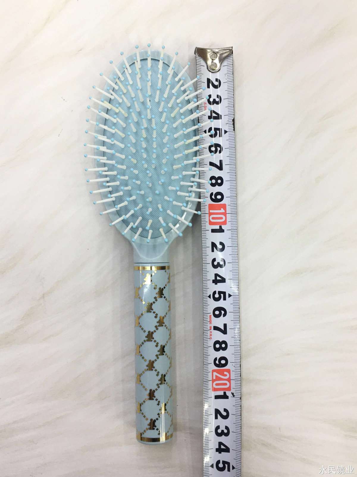 【 Yongmin Mirror Industry 】3552-62opp card-hanging air cushion Hair comb with bright colors, paired with a cheap hair comb from foreign trade bulk detail image 3