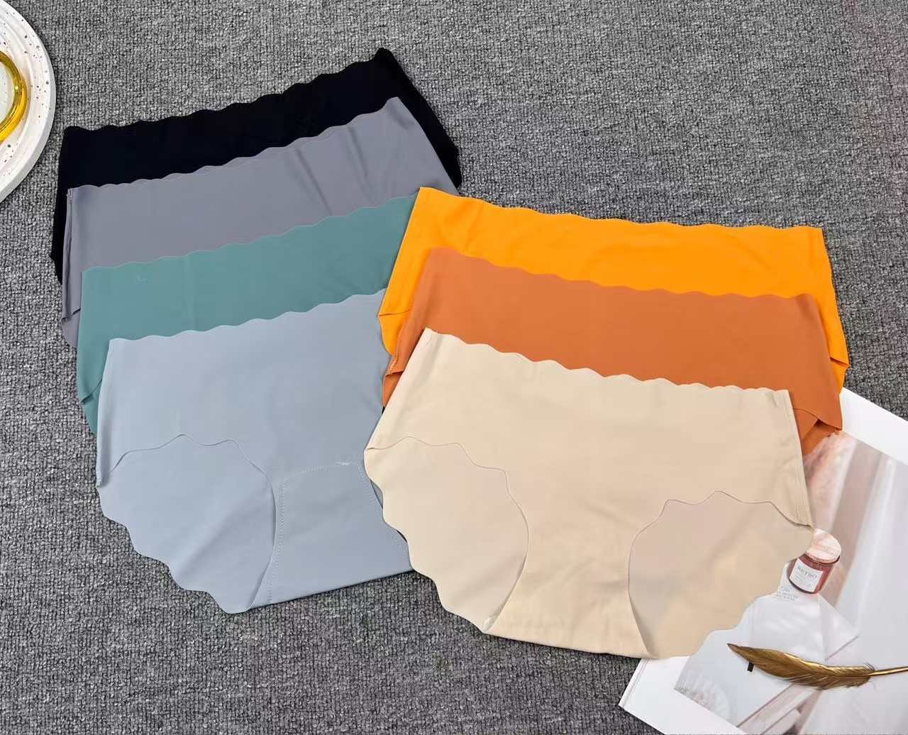 280 1# Foreign trade export inventory One-piece ice silk seamless mid-waist underwear, women's wavy buttocks lifting and abdomen cinching pure desire sexy and cute triangle underwear QNI Item Picture