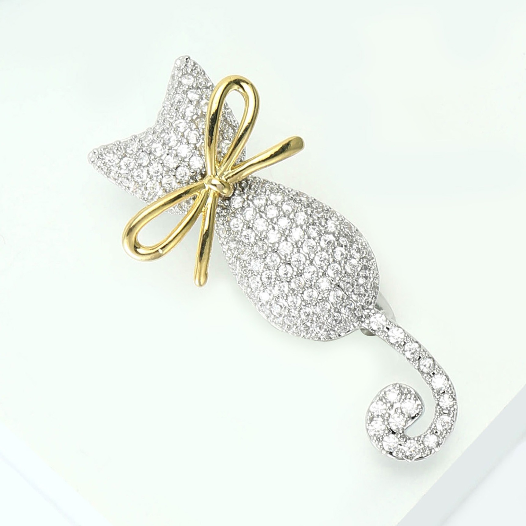 Copper zircon cat-shaped brooch, fashionable and unique accessory, private customization, one-piece consignment details Picture