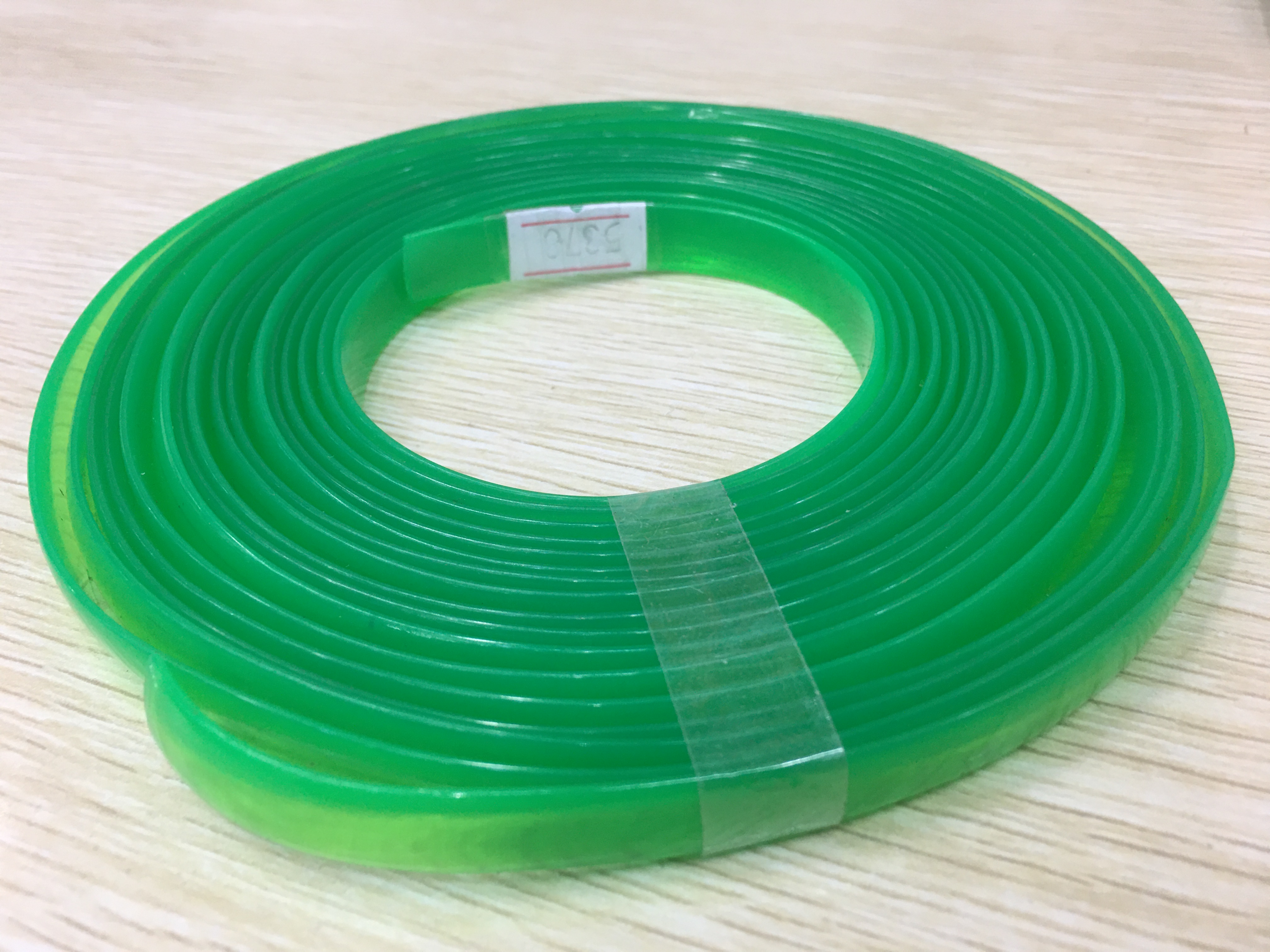 供应女士凉拖鞋面，PVC抽条,凉鞋胶条,扁条，PVC水晶条#水晶条贴钻详情39