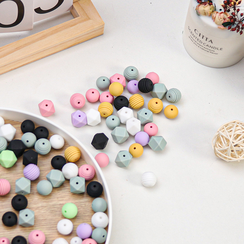 浙盛厂家现货彩色豹纹水转印硅胶珠子婴儿牙胶奶嘴链配件散珠益智串珠绕珠玩具详情9