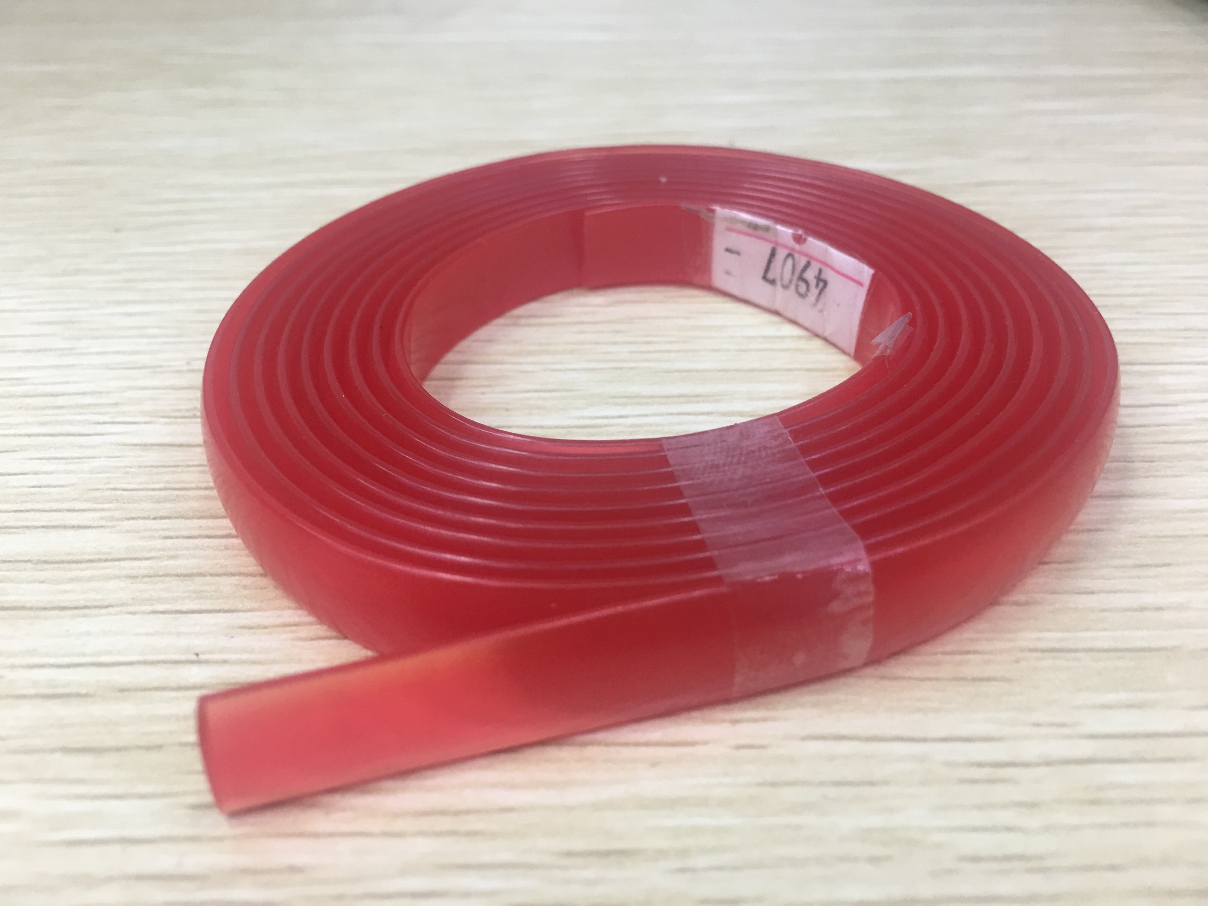 供应女士凉拖鞋面，PVC抽条,凉鞋胶条,扁条，PVC水晶条#水晶条贴钻详情2