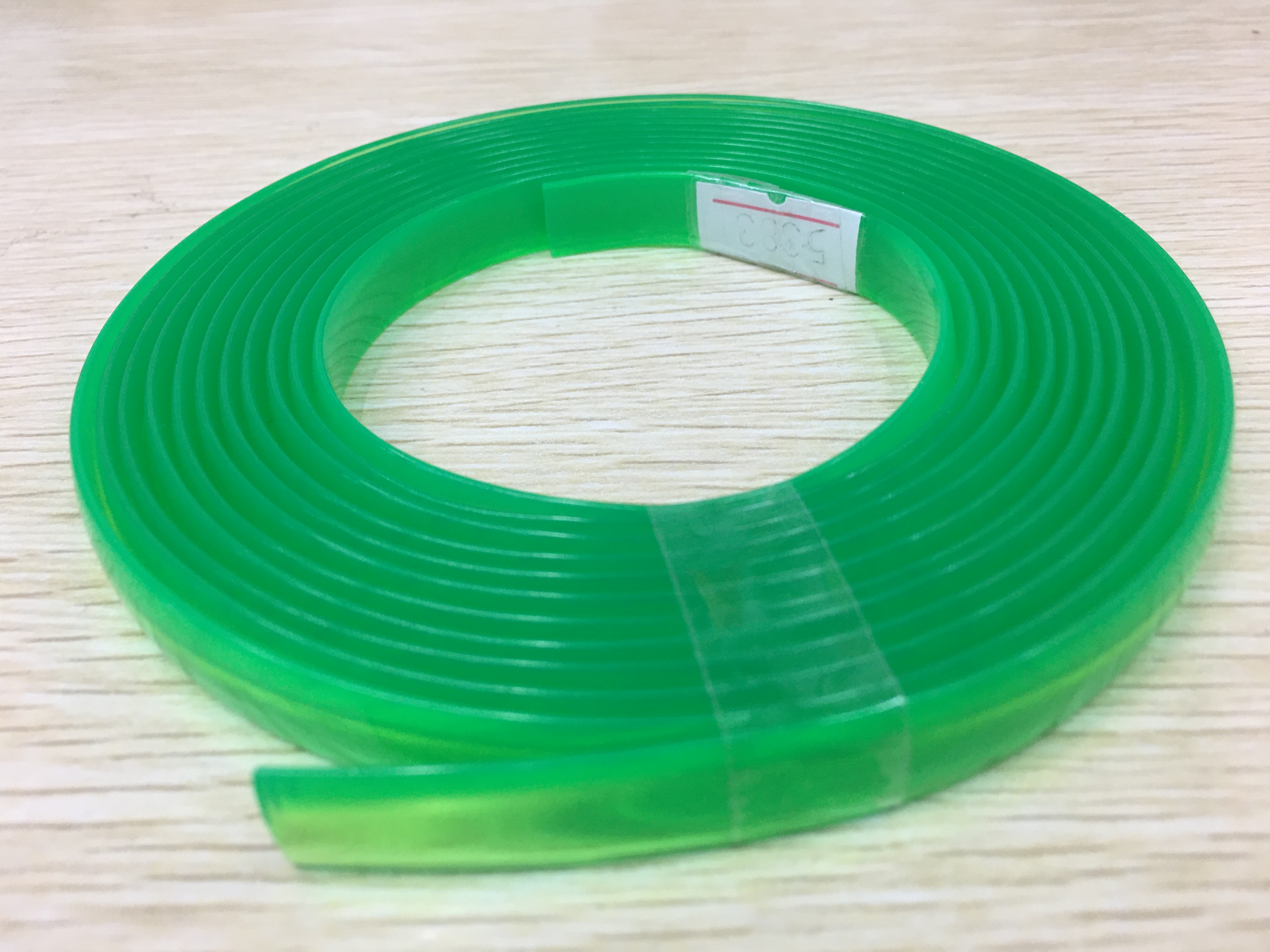 供应女士凉拖鞋面，PVC抽条,凉鞋胶条,扁条，PVC水晶条#水晶条贴钻详情41