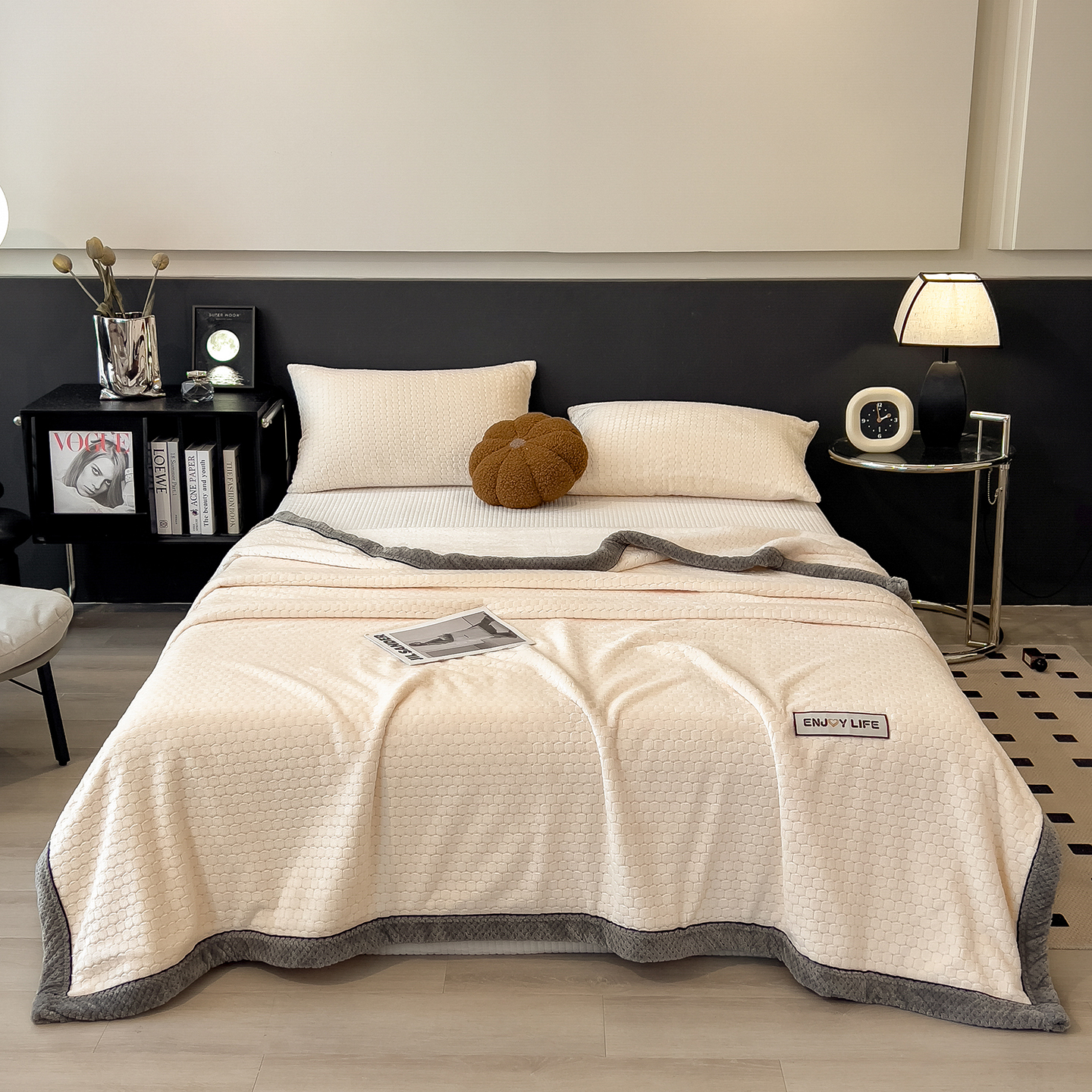 灰色毛毯床品套件柔软保暖纯棉冬季床上用品多件套家庭床单被罩组合细节图