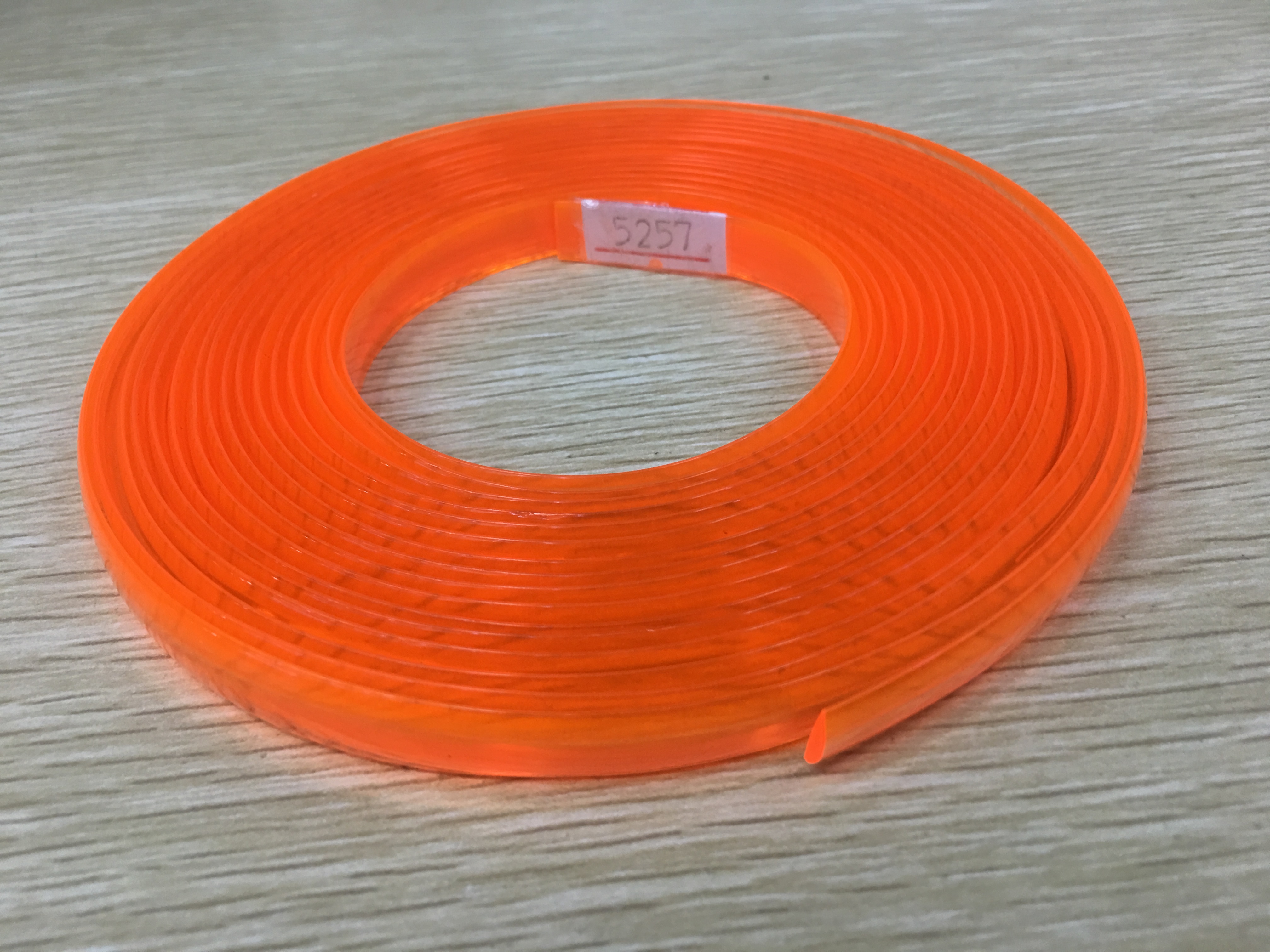 供应女士凉拖鞋面，PVC抽条,凉鞋胶条,扁条，PVC水晶条#水晶条贴钻详情20