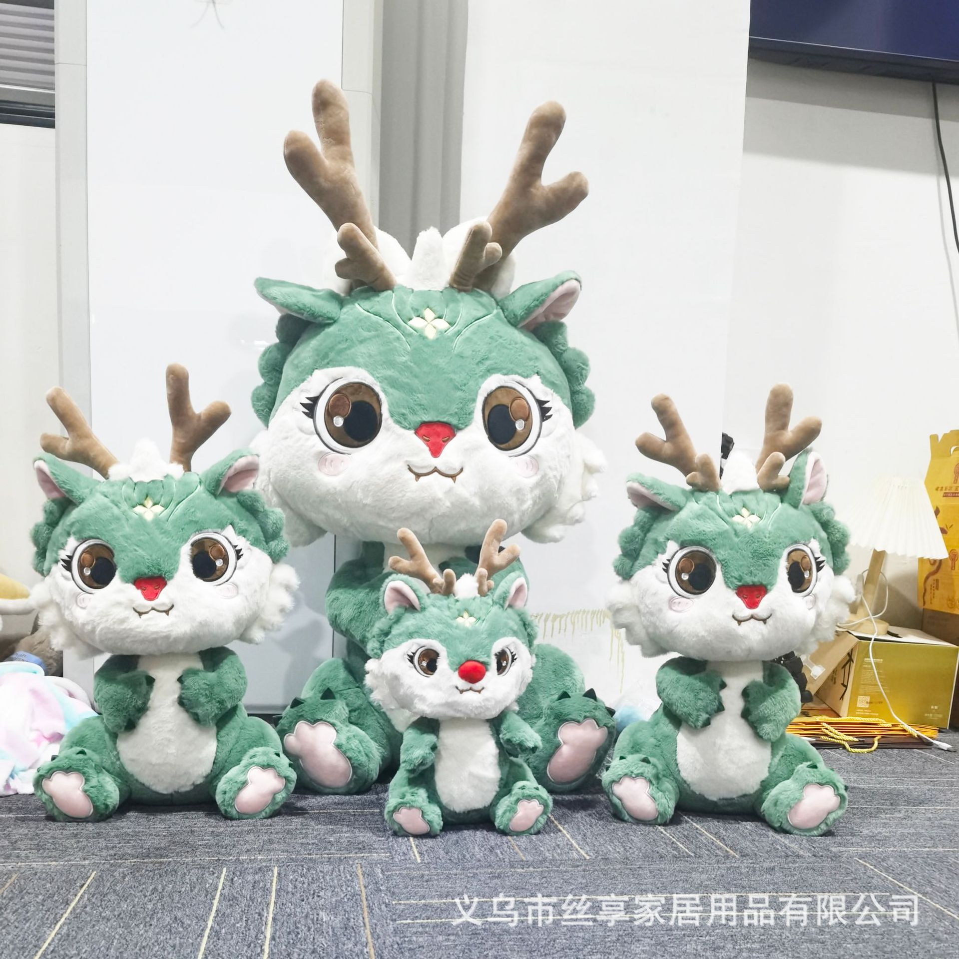 Customized AI plush toys, vinyl dolls, IP plush figurines, brand image dolls, custom-made vinyl dolls, fun, cute and personalized customized gifts Specification image