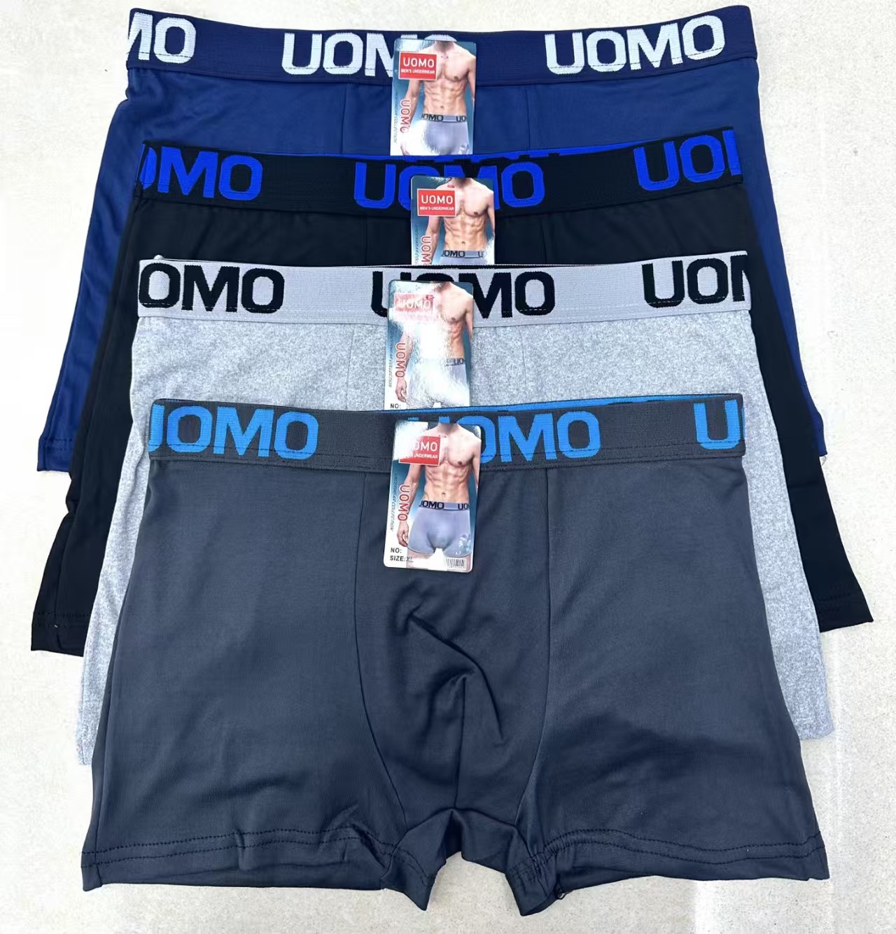 Men's comfortable and breathable briefs of style 088# for export to the Middle East and Africa in stock thumbnail