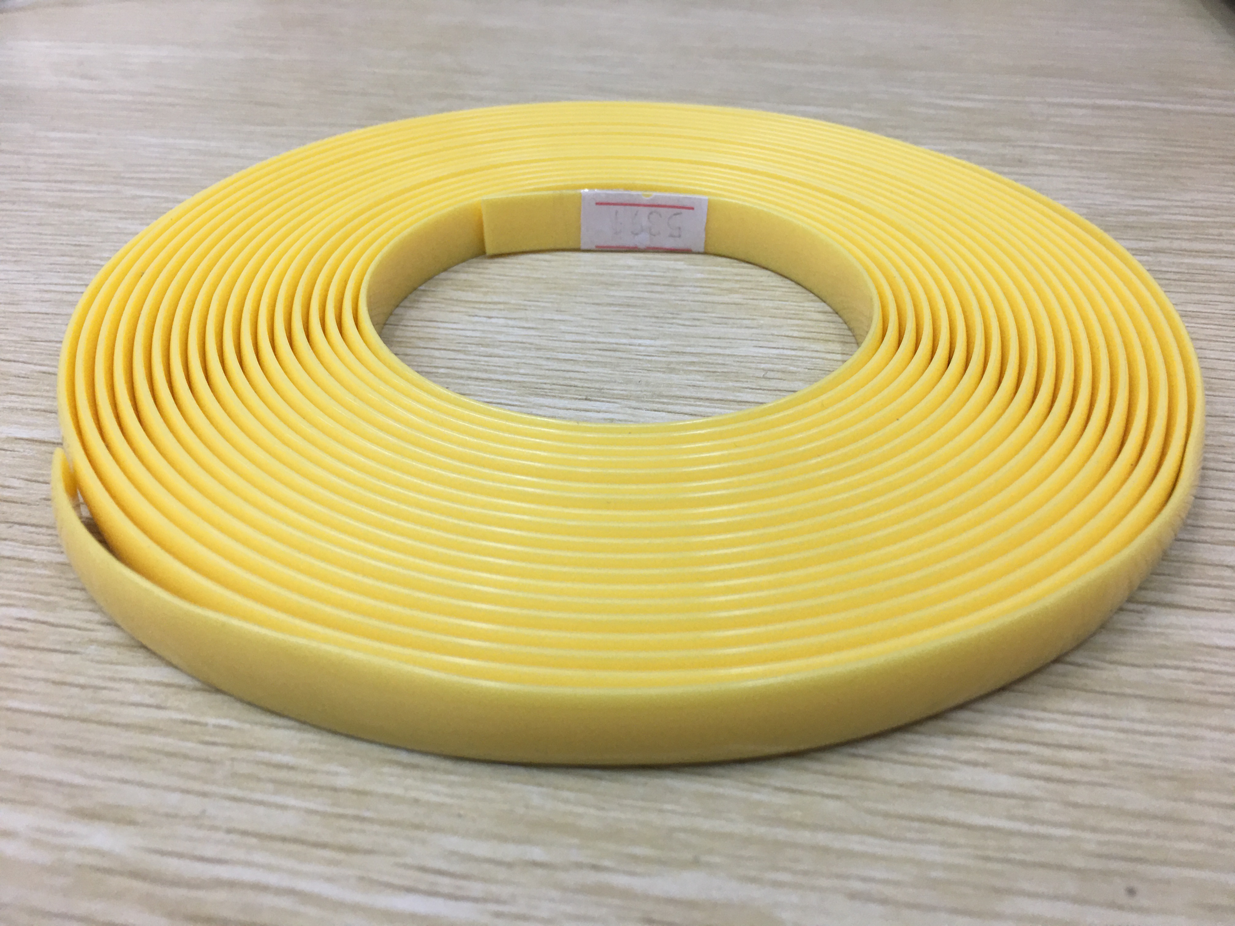 环保PVC时尚女鞋鞋面实色装饰条 PVC塑料鞋面生产厂家#PVC鞋材源头厂详情3